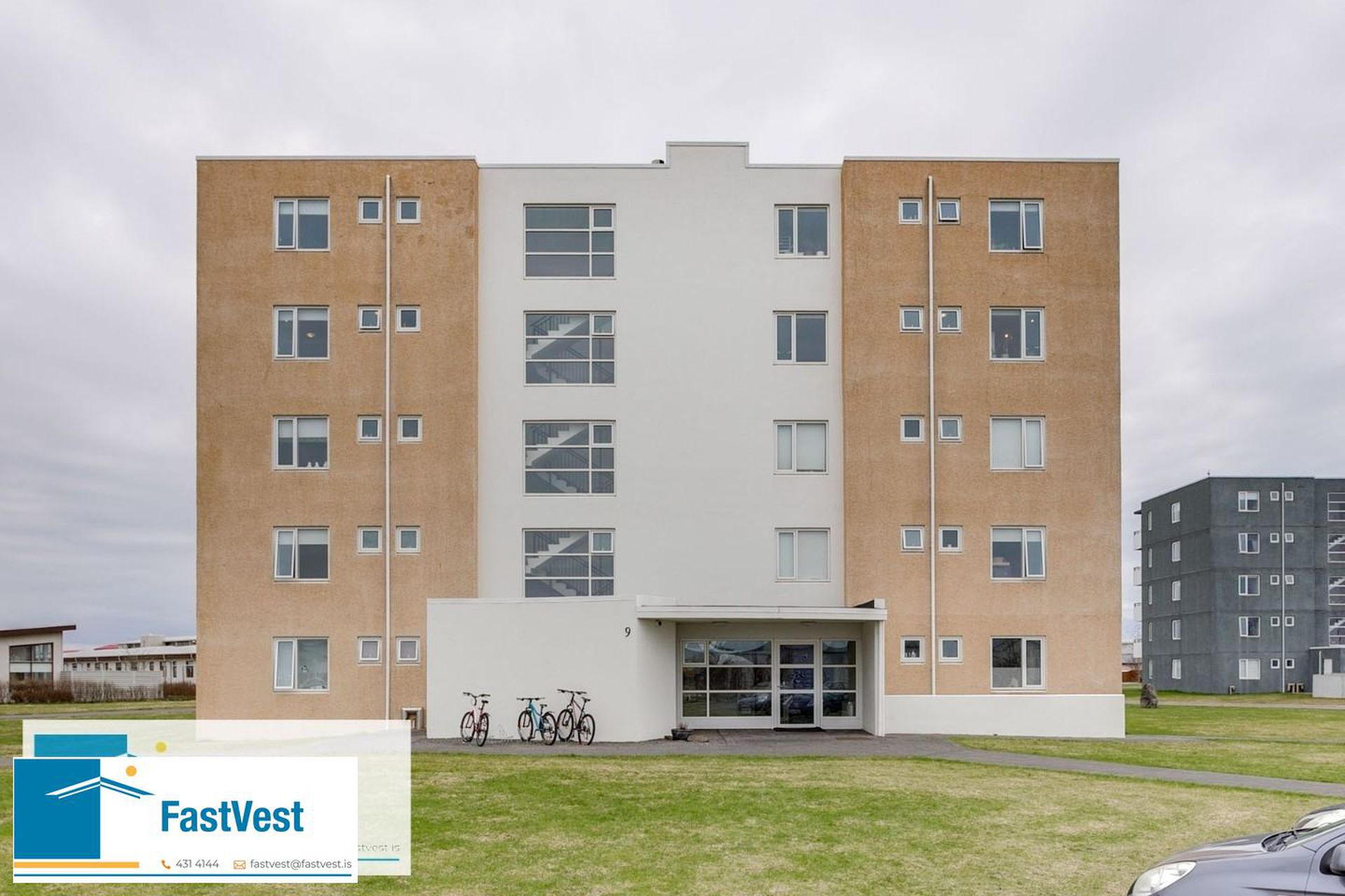 Holtsflöt 9, 300 Akranes