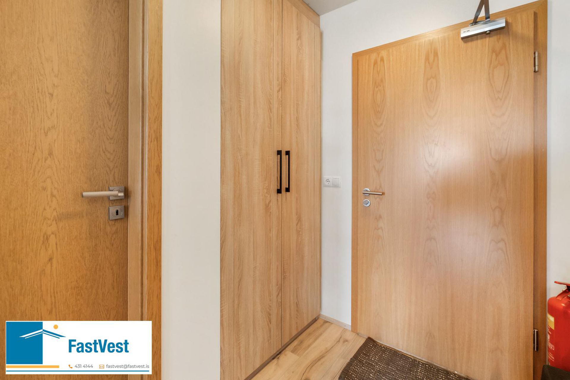 Holtsflöt 9, 300 Akranes