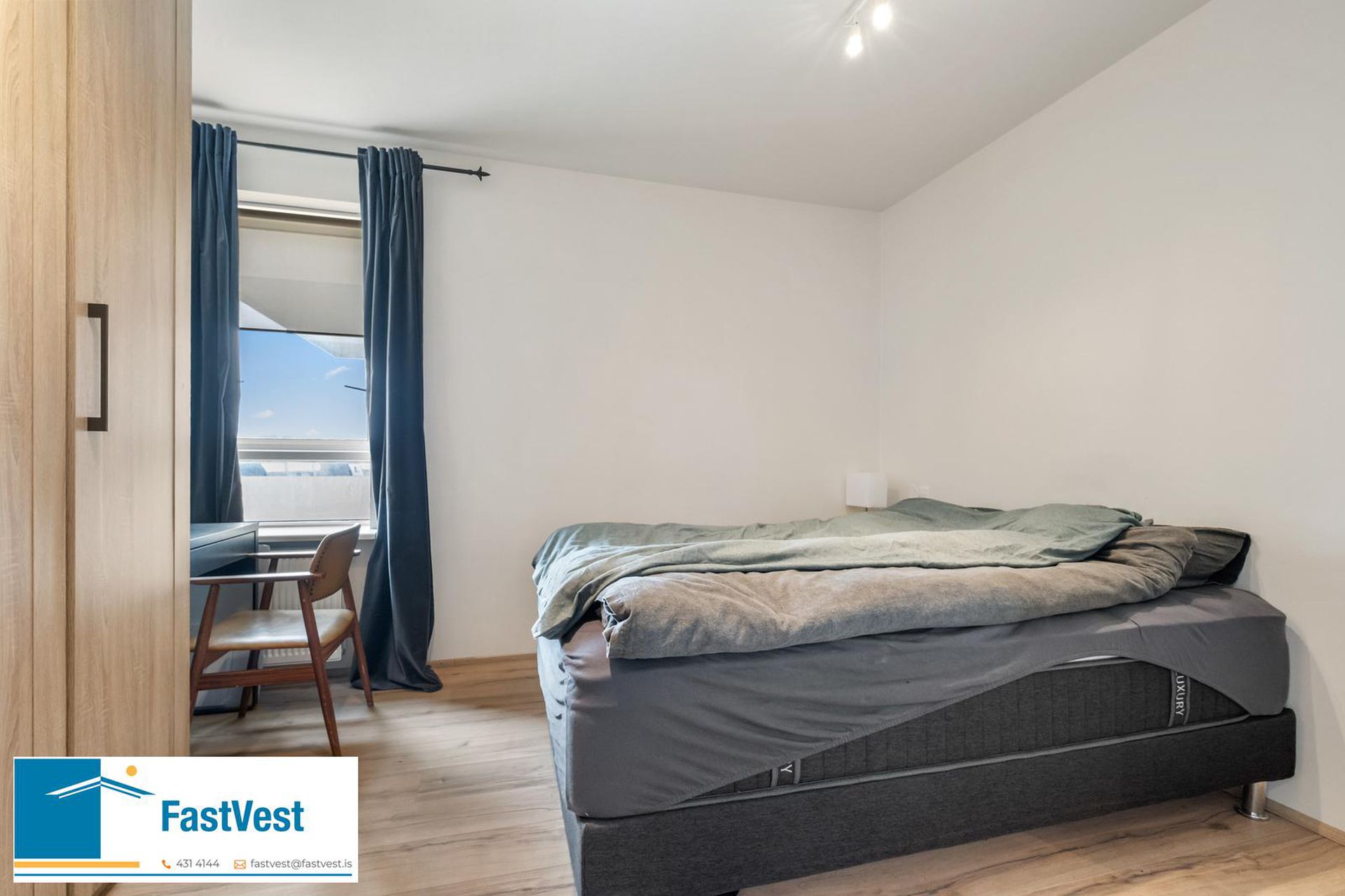 Holtsflöt 9, 300 Akranes