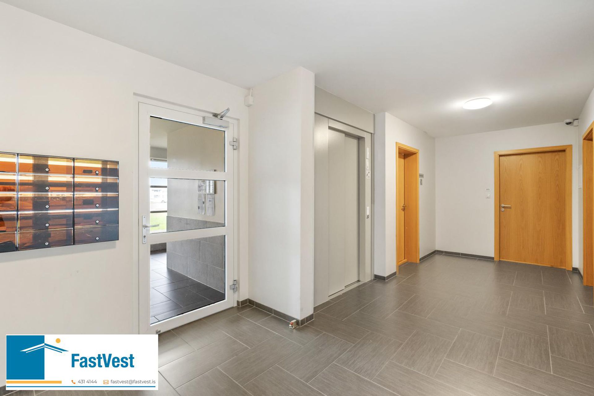 Holtsflöt 9, 300 Akranes