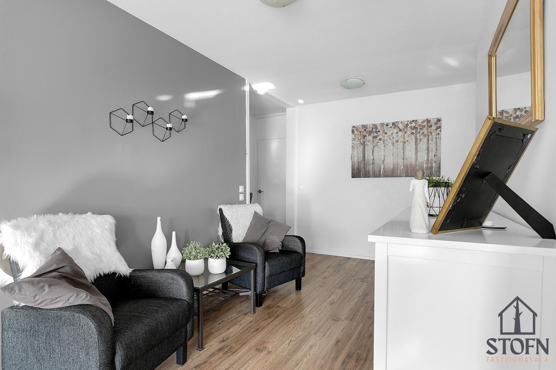 Kríuhólar 2 - 0201, 111 Reykjavík