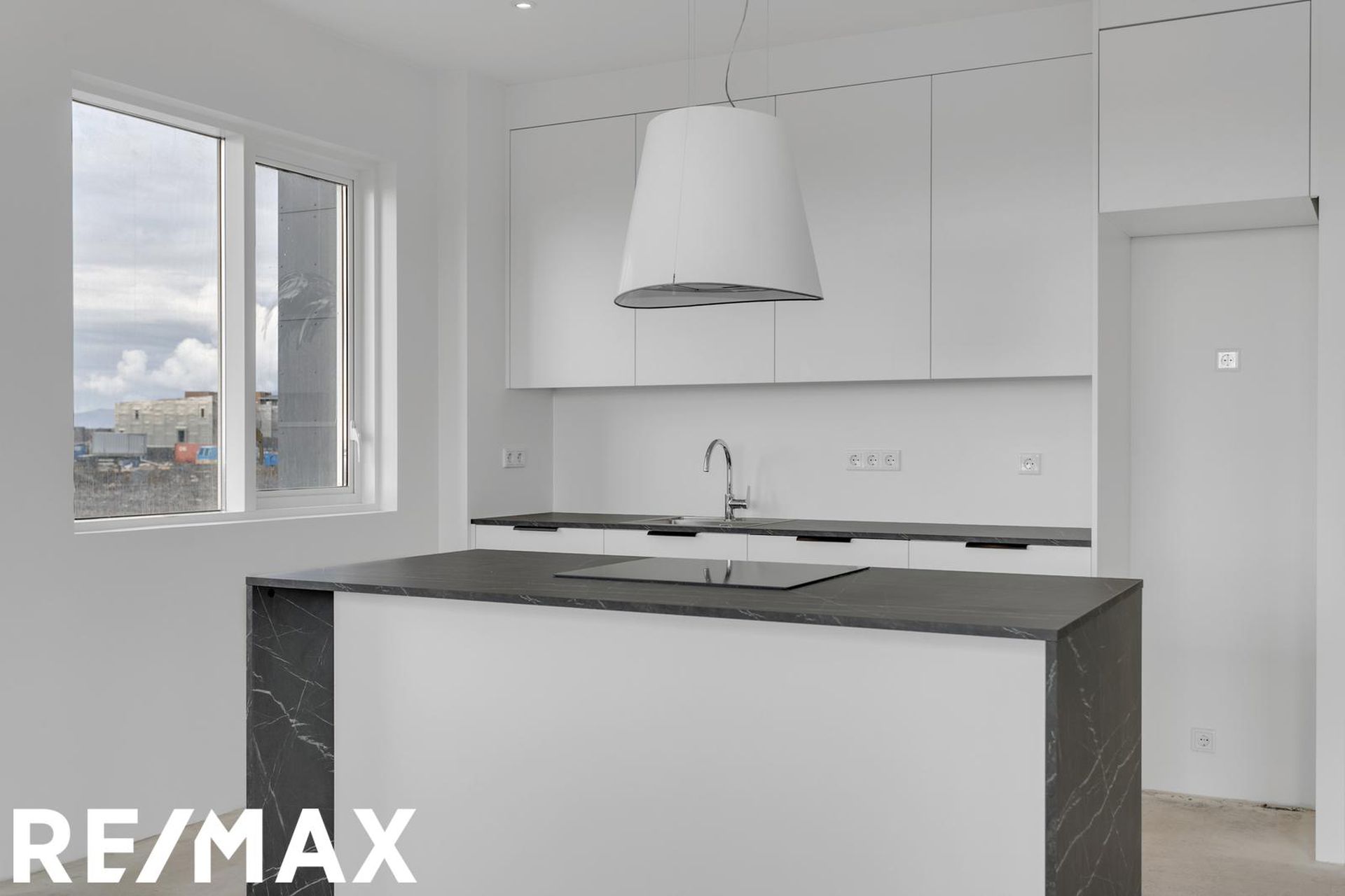 Holtsvegur 57, 210 Garðabær