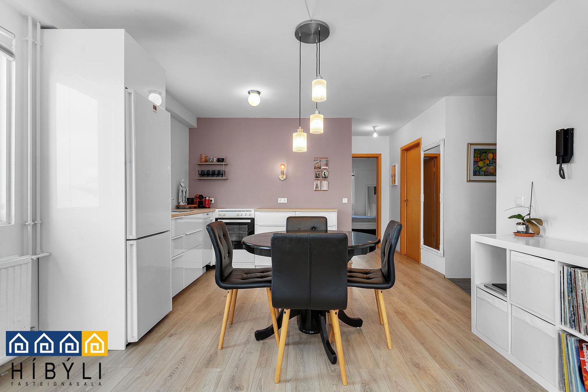 Vallarás 3, 110 Reykjavík