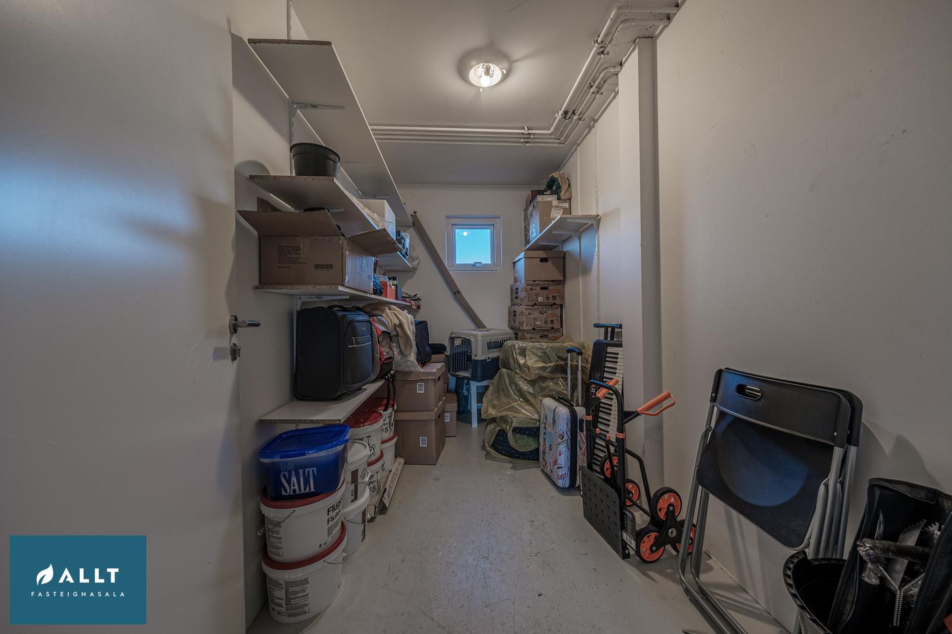 Tjarnabraut 14, 260 Reykjanesbær