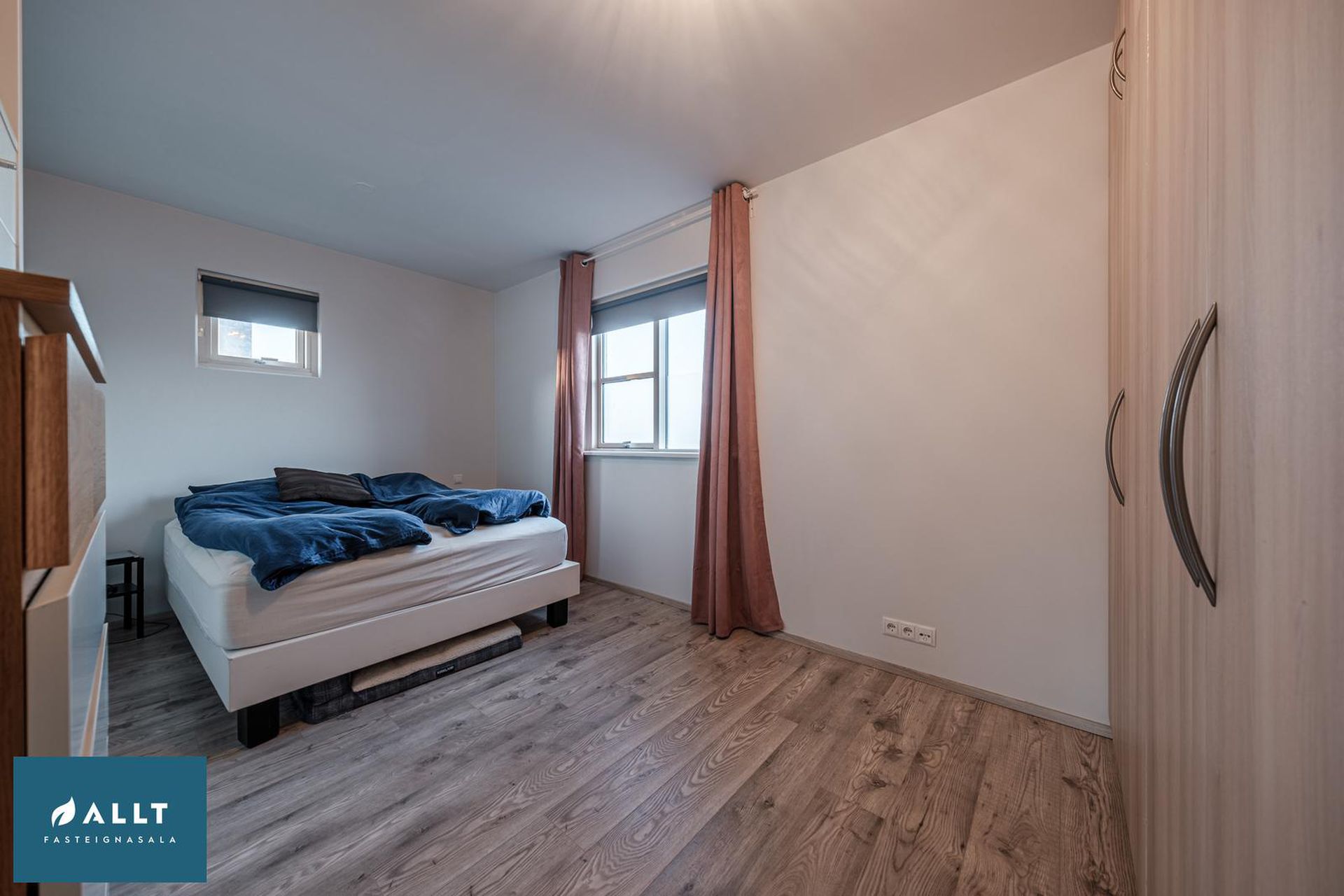 Tjarnabraut 14, 260 Reykjanesbær