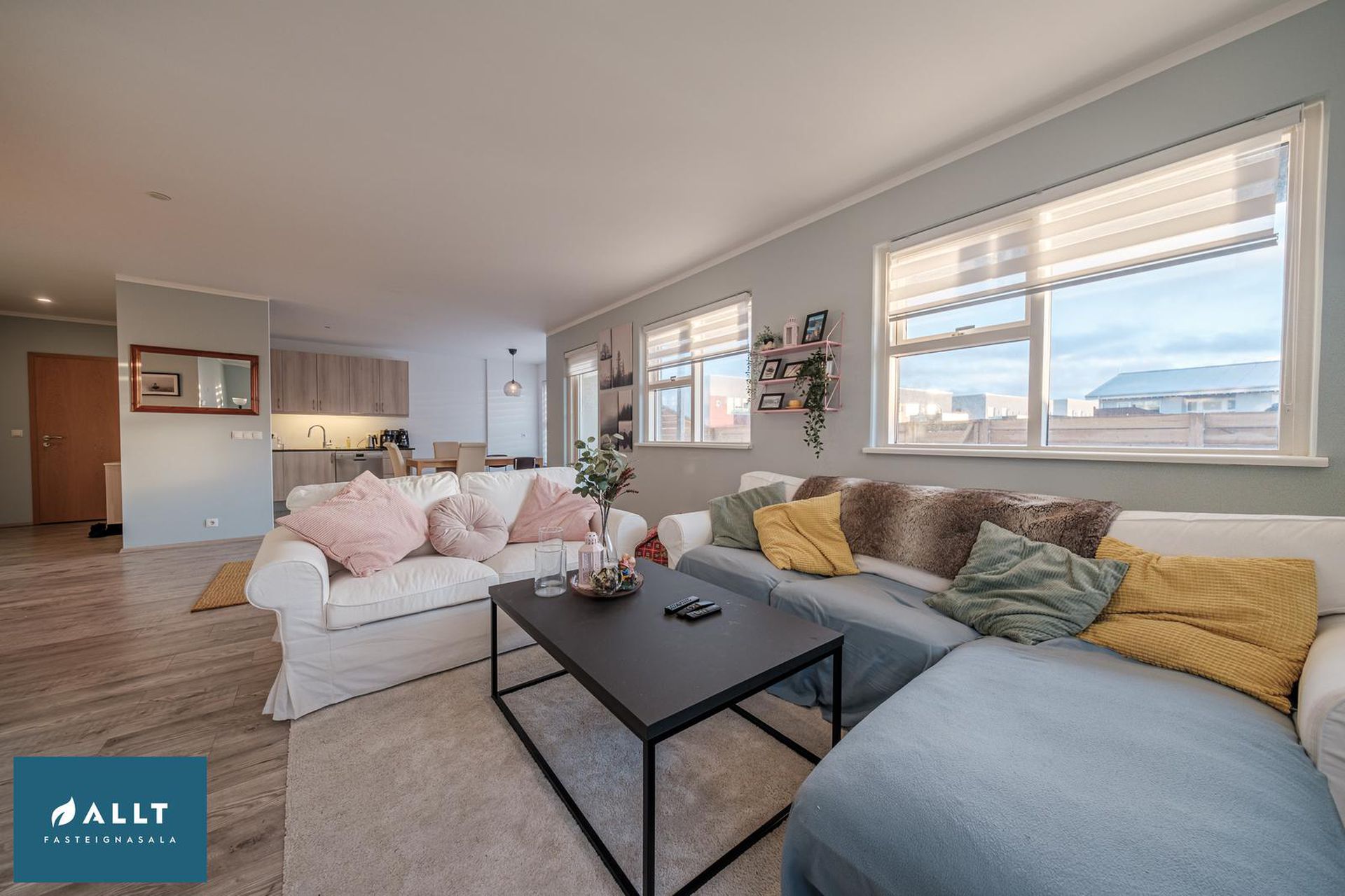 Tjarnabraut 14, 260 Reykjanesbær