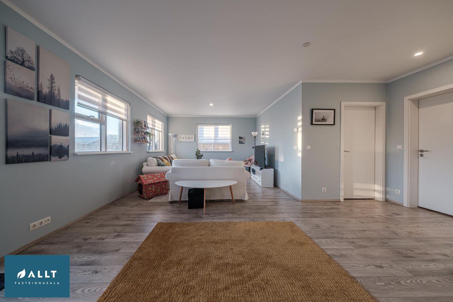 Tjarnabraut 14, 260 Reykjanesbær