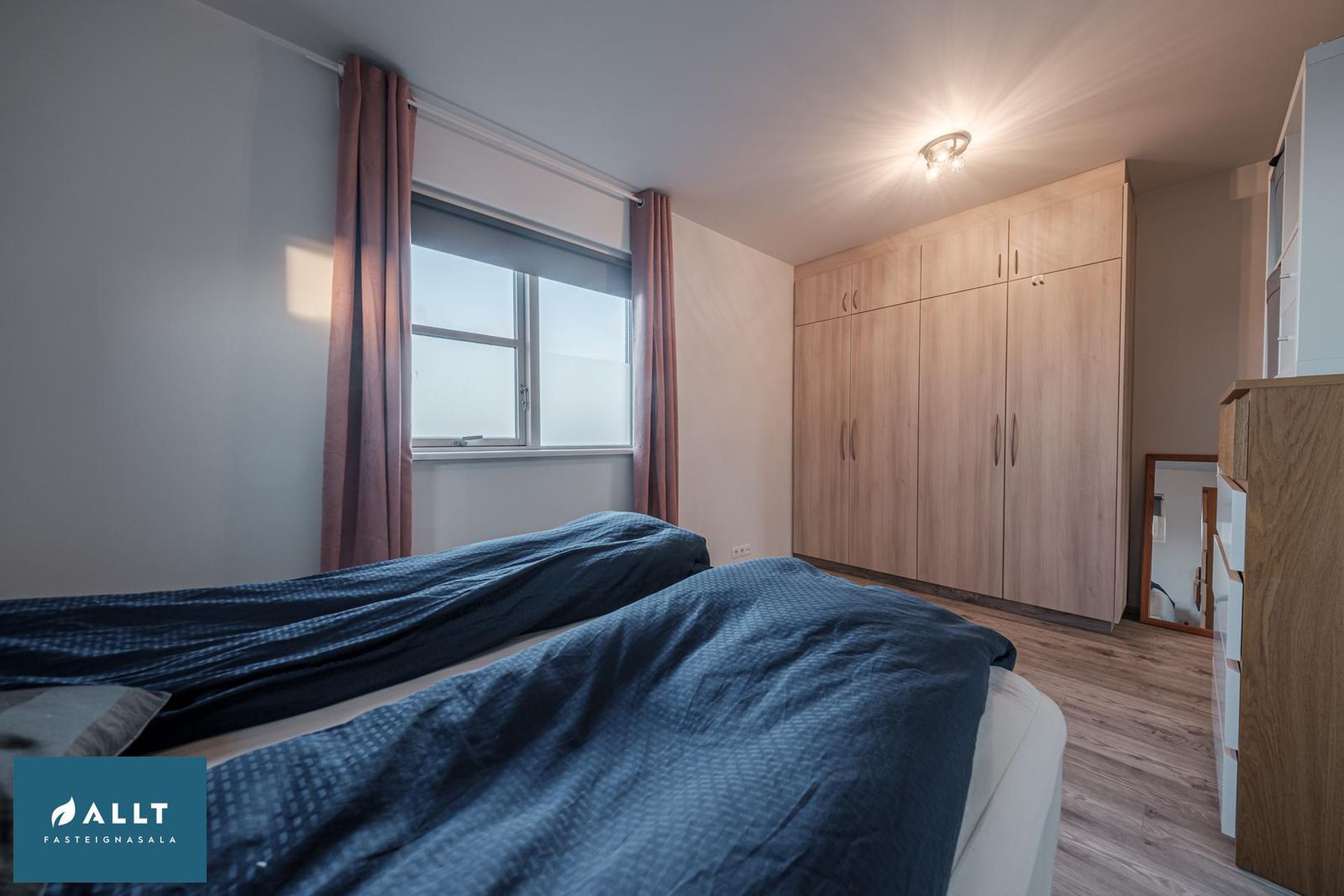 Tjarnabraut 14, 260 Reykjanesbær