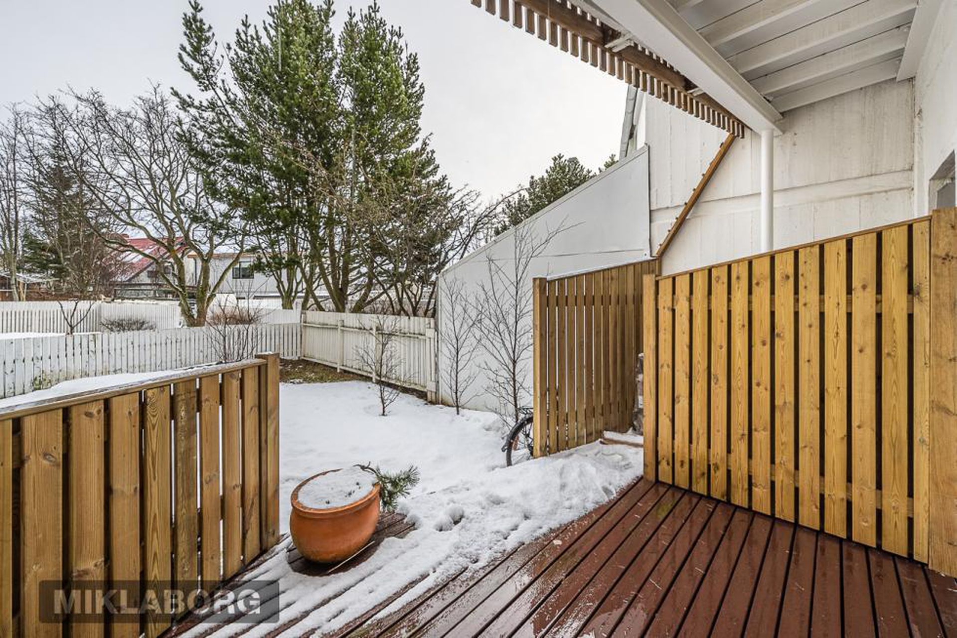 Fálkagata 13 - 0101, 107 Reykjavík