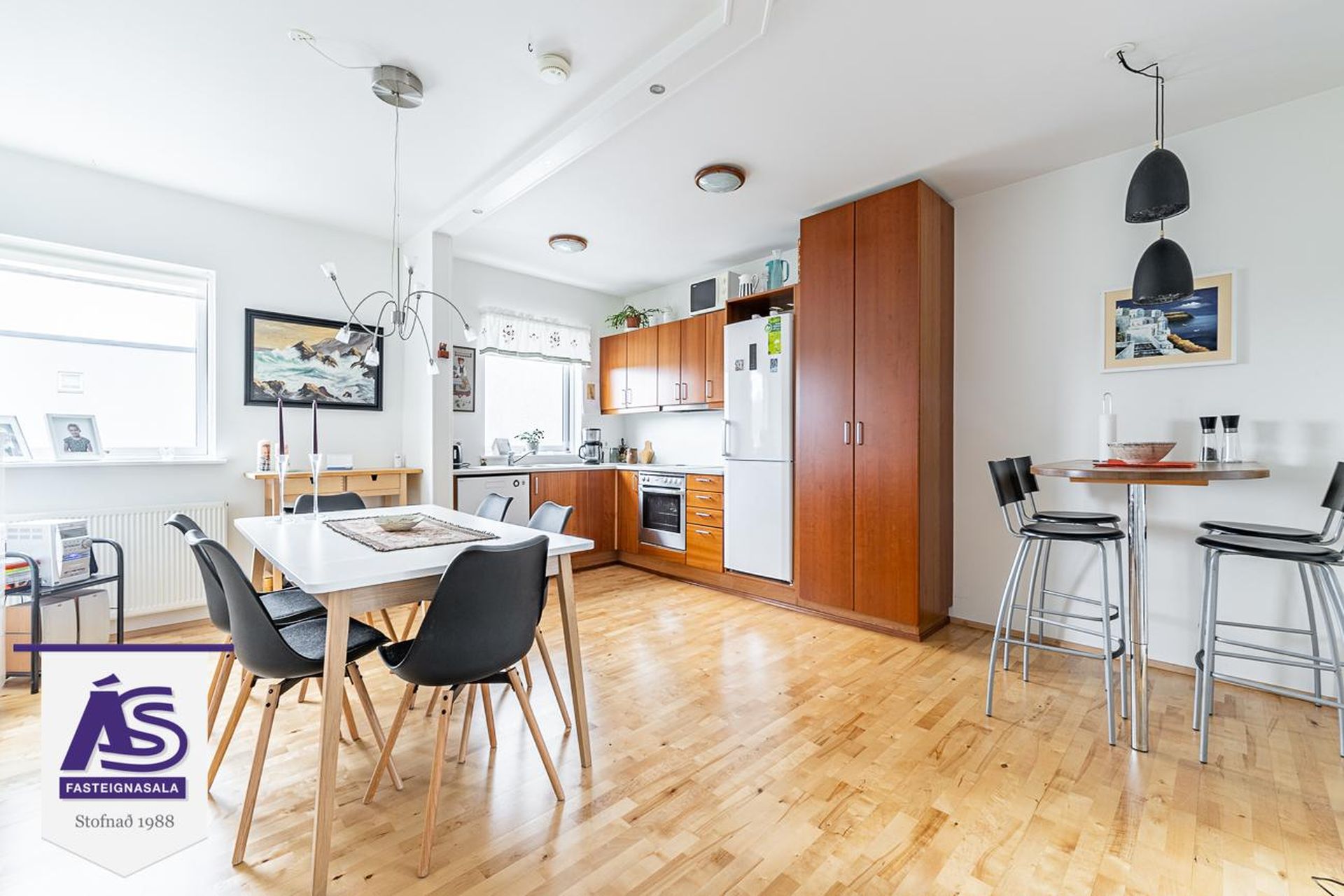 Þórðarsveigur 16, 113 Reykjavík