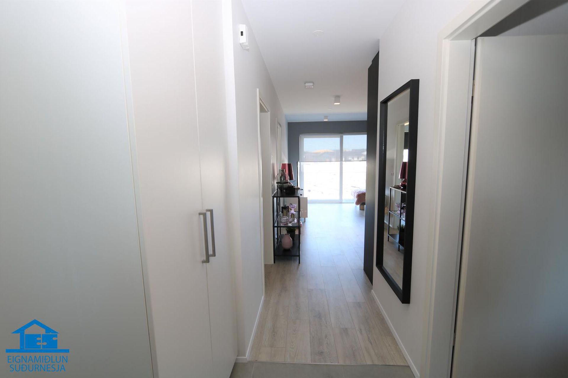 Dalsbraut 18, 260 Reykjanesbær