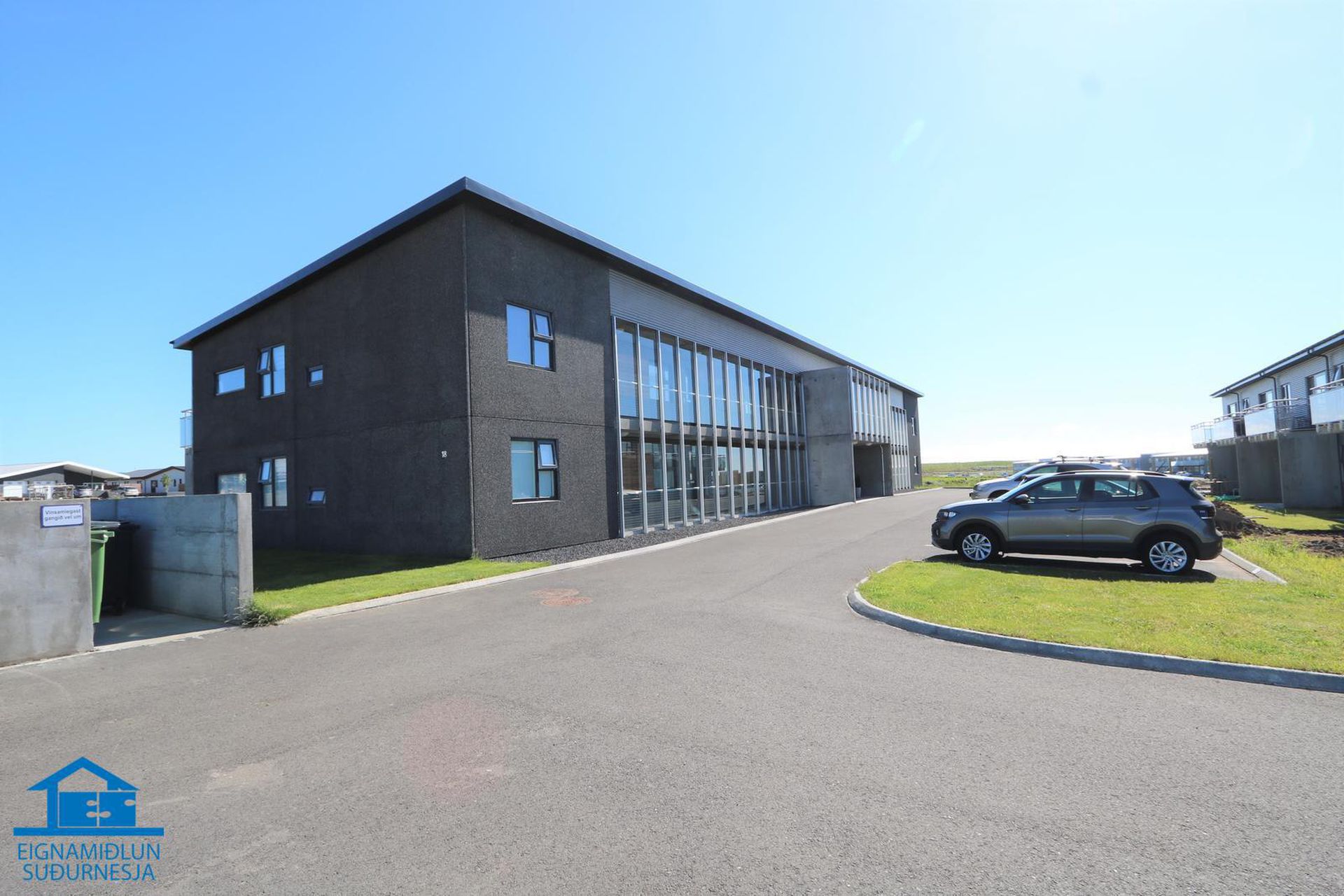 Dalsbraut 18, 260 Reykjanesbær