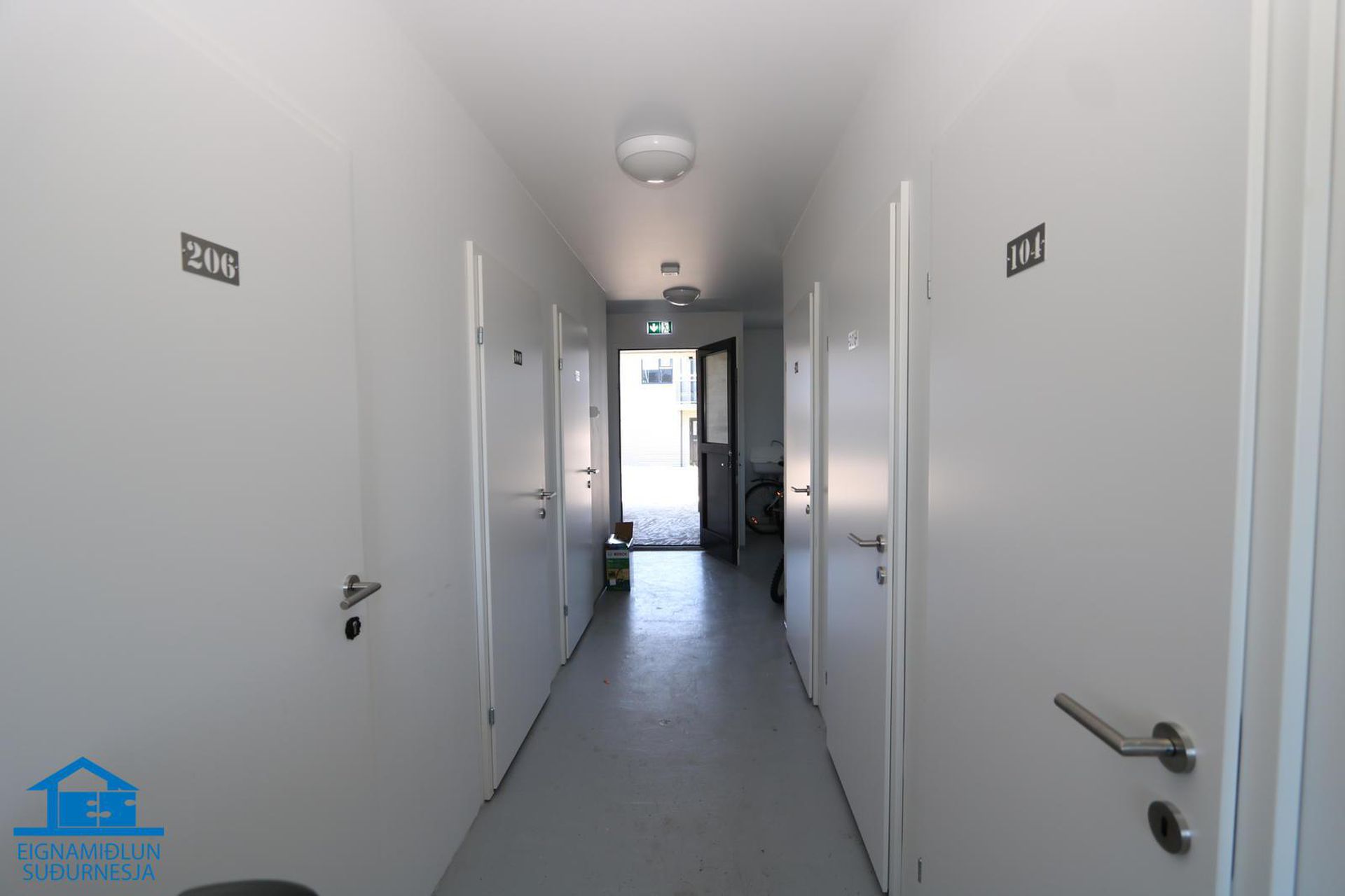 Dalsbraut 18, 260 Reykjanesbær