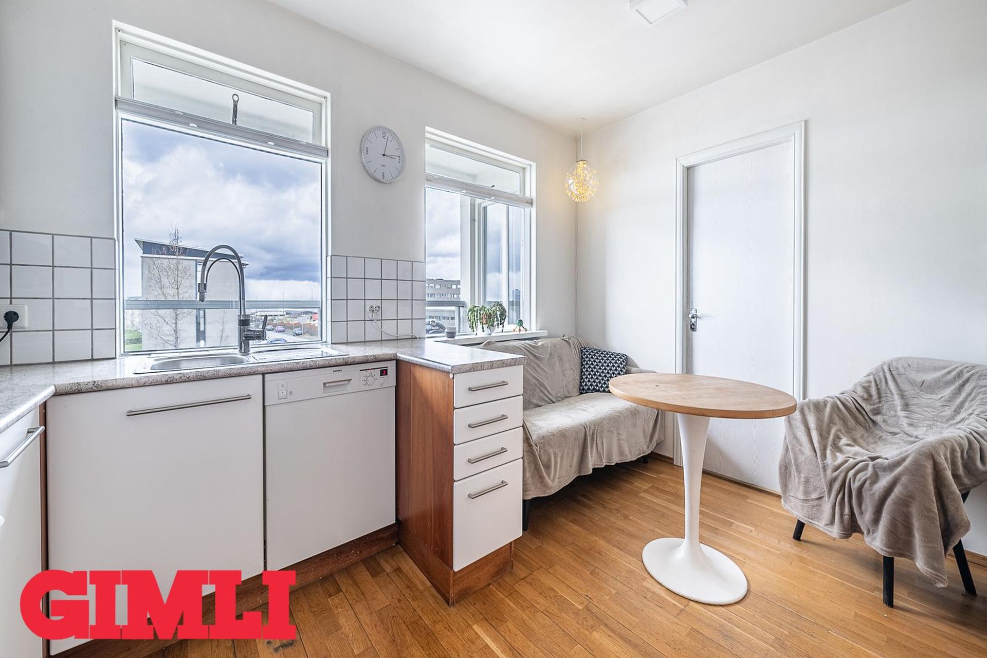 Dalbraut 1, 105 Reykjavík