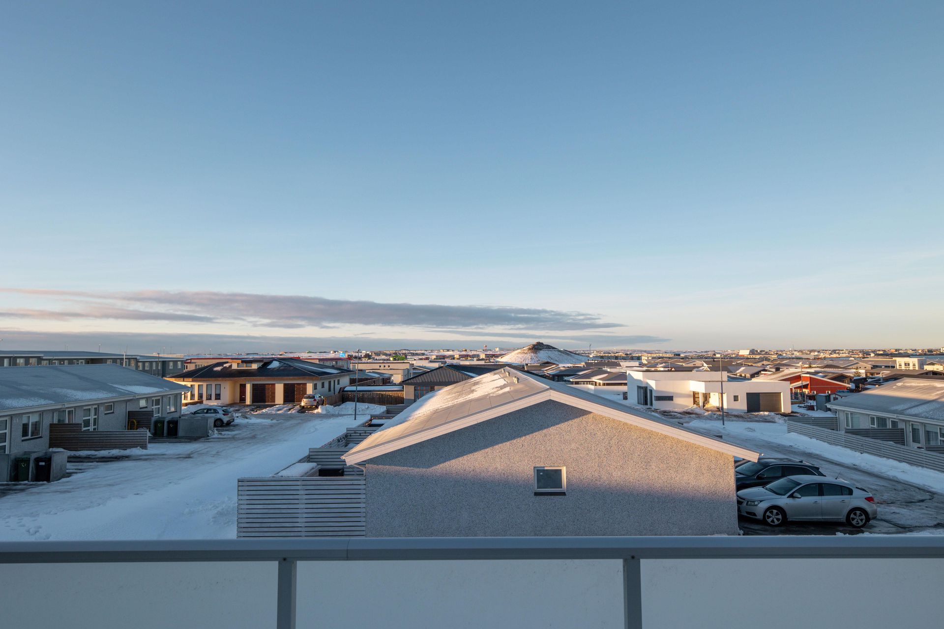 Trönudalur 3, 260 Reykjanesbær