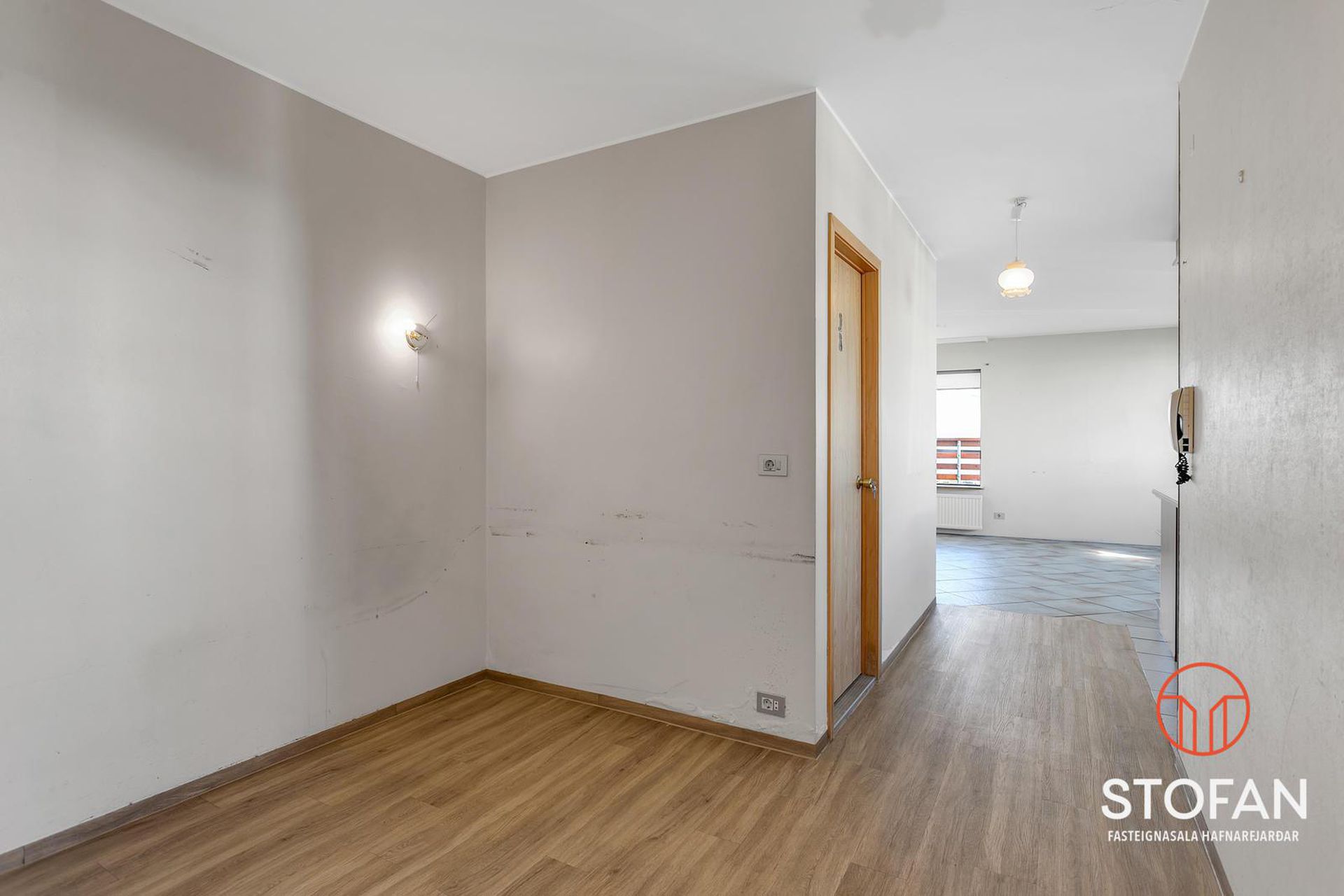 Kleppsvegur 32, 105 Reykjavík