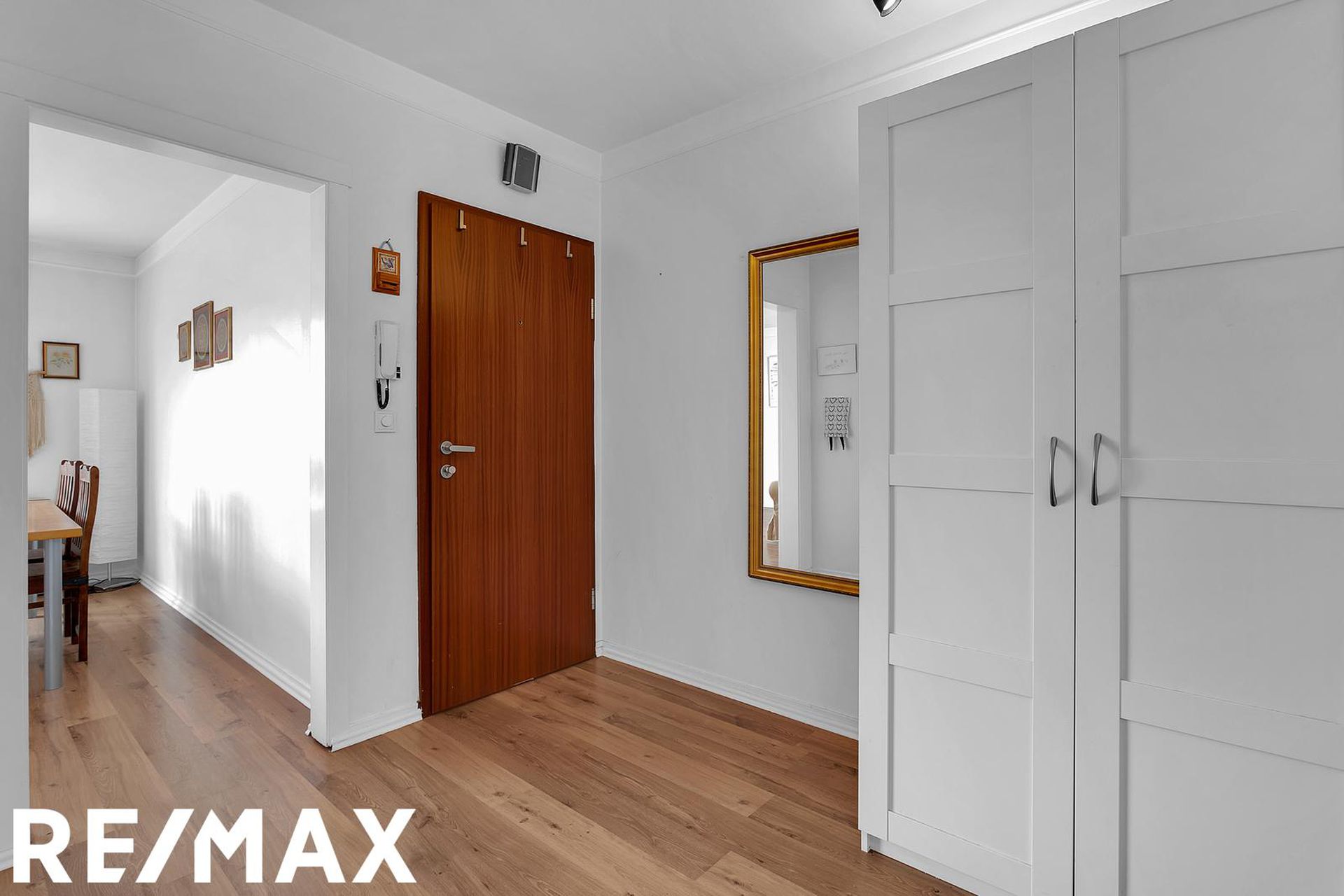 Snorrabraut 33, 105 Reykjavík