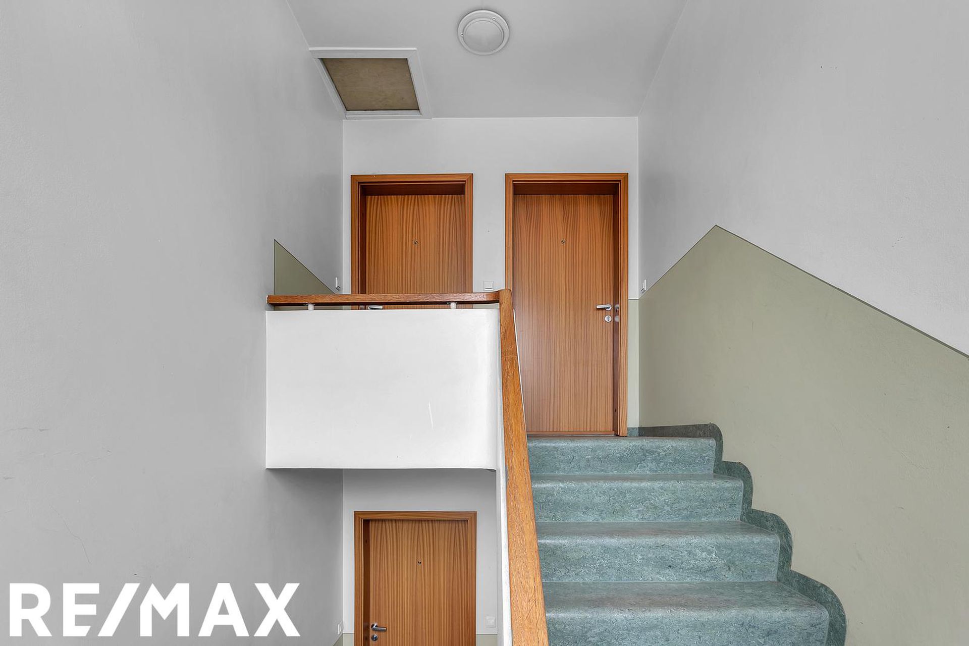 Snorrabraut 33, 105 Reykjavík