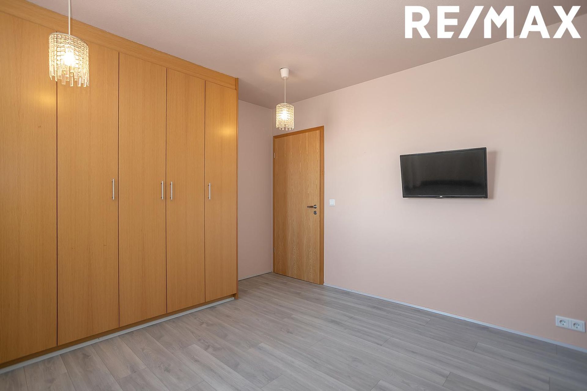 Ásakór 1, 203 Kópavogur