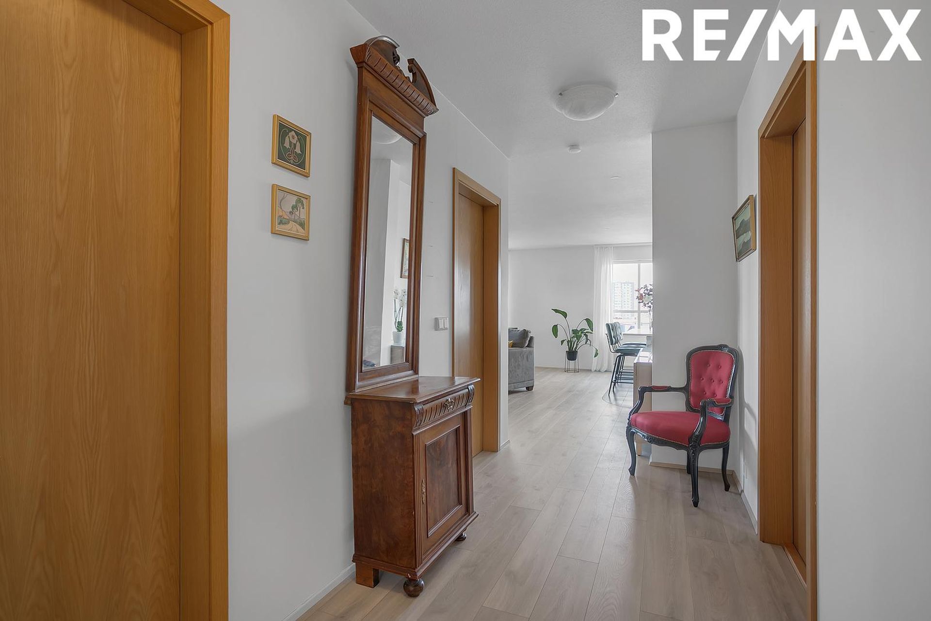 Ásakór 1, 203 Kópavogur