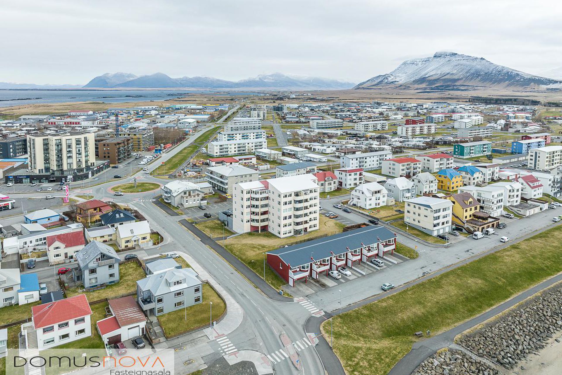 Jaðarsbraut 25, 300 Akranes