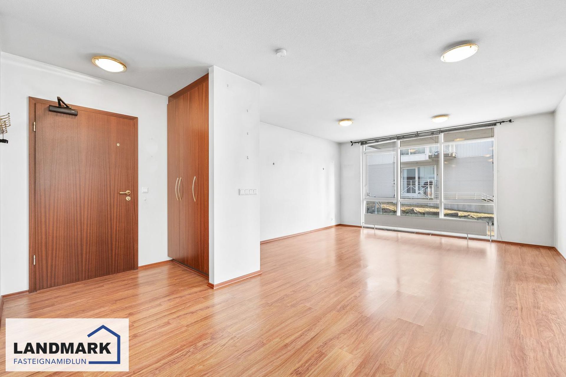 Naustabryggja 12, 110 Reykjavík