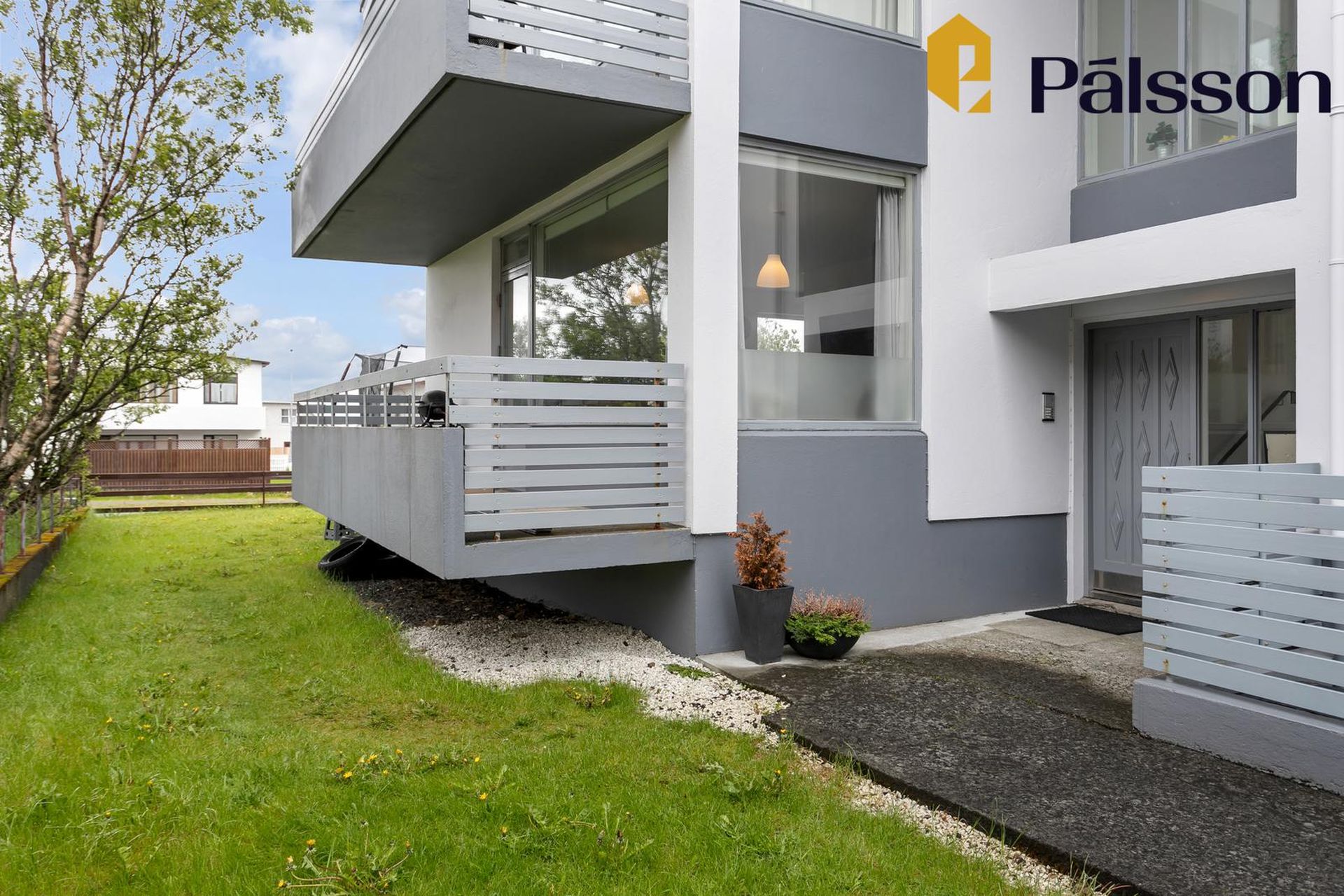 Háteigur 8, 230 Reykjanesbær