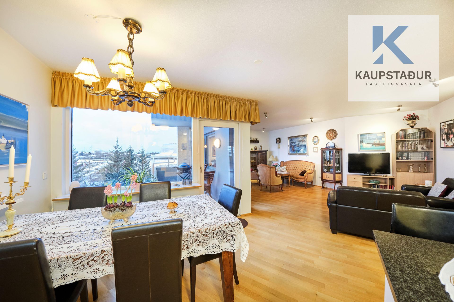 Hvassaleiti 58, 103 Reykjavík