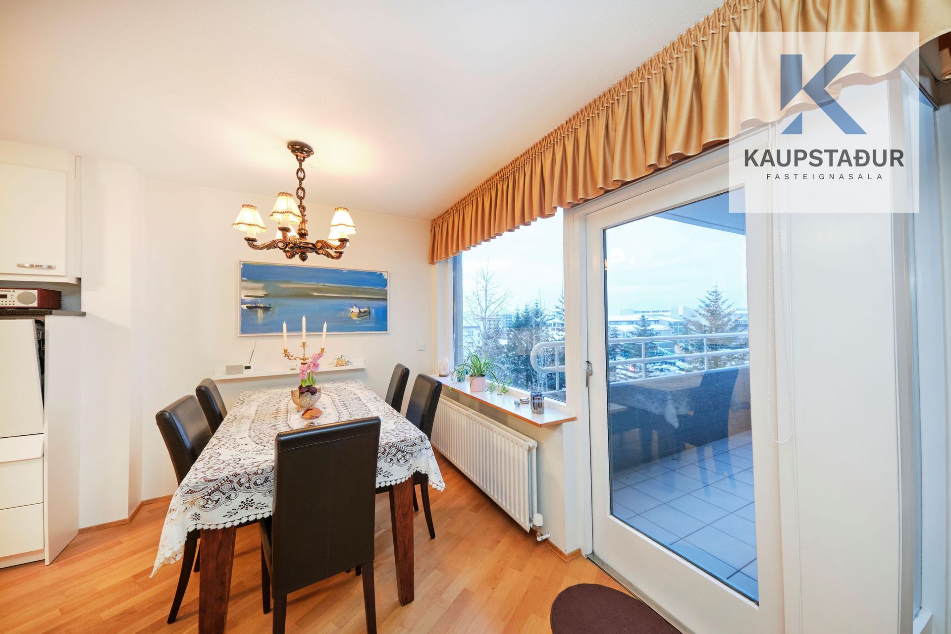 Hvassaleiti 58, 103 Reykjavík