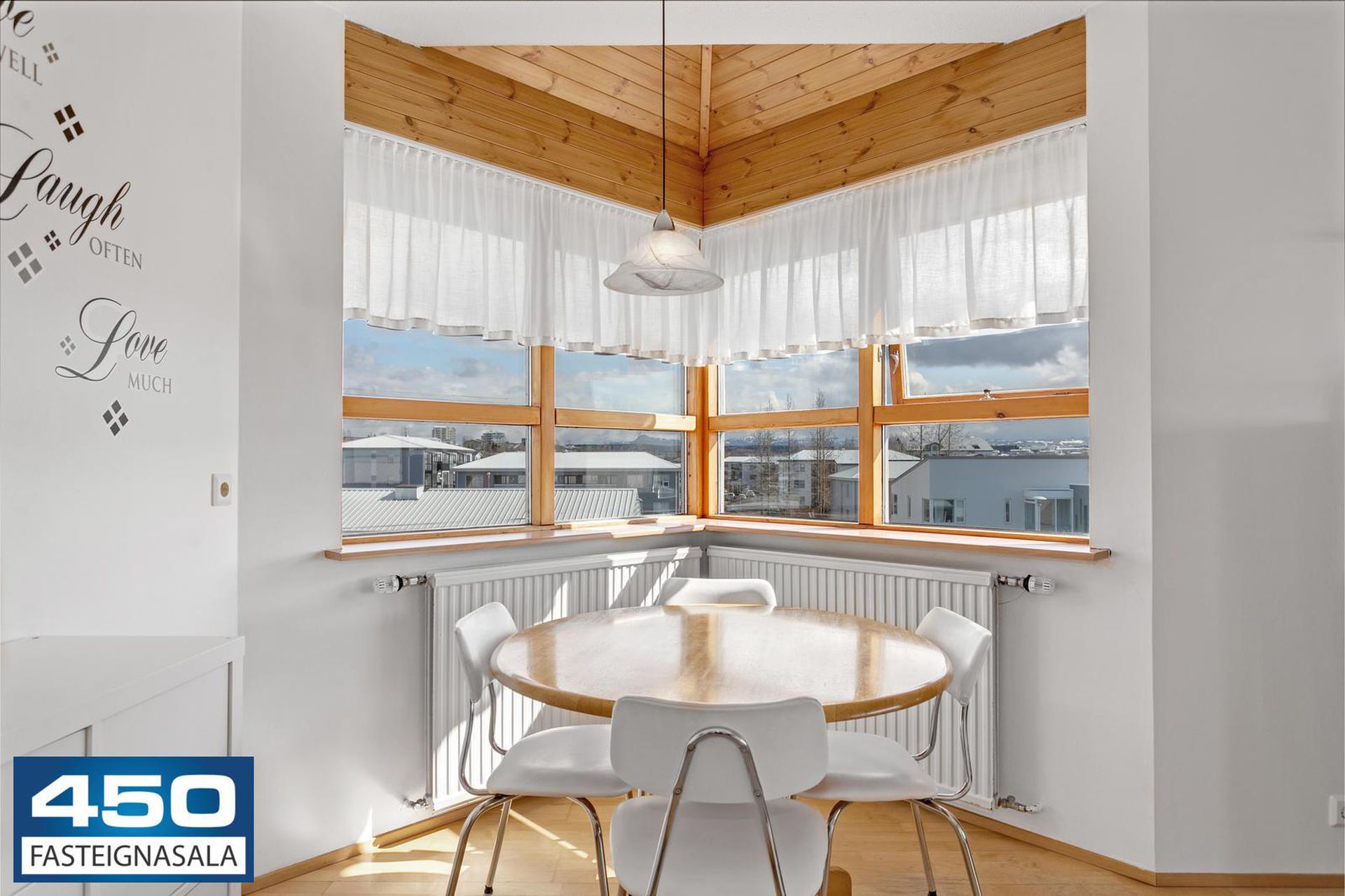 Sporhamrar 8, 112 Reykjavík