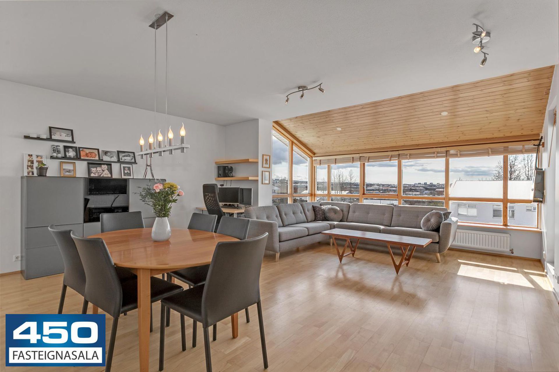 Sporhamrar 8, 112 Reykjavík