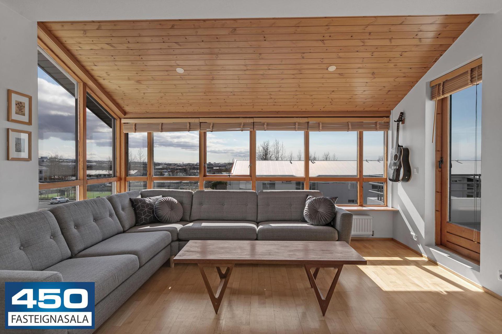 Sporhamrar 8, 112 Reykjavík