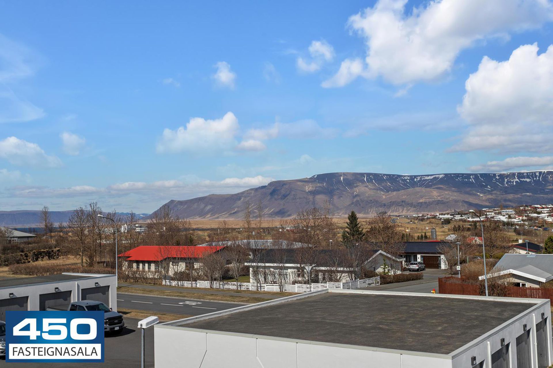 Sporhamrar 8, 112 Reykjavík