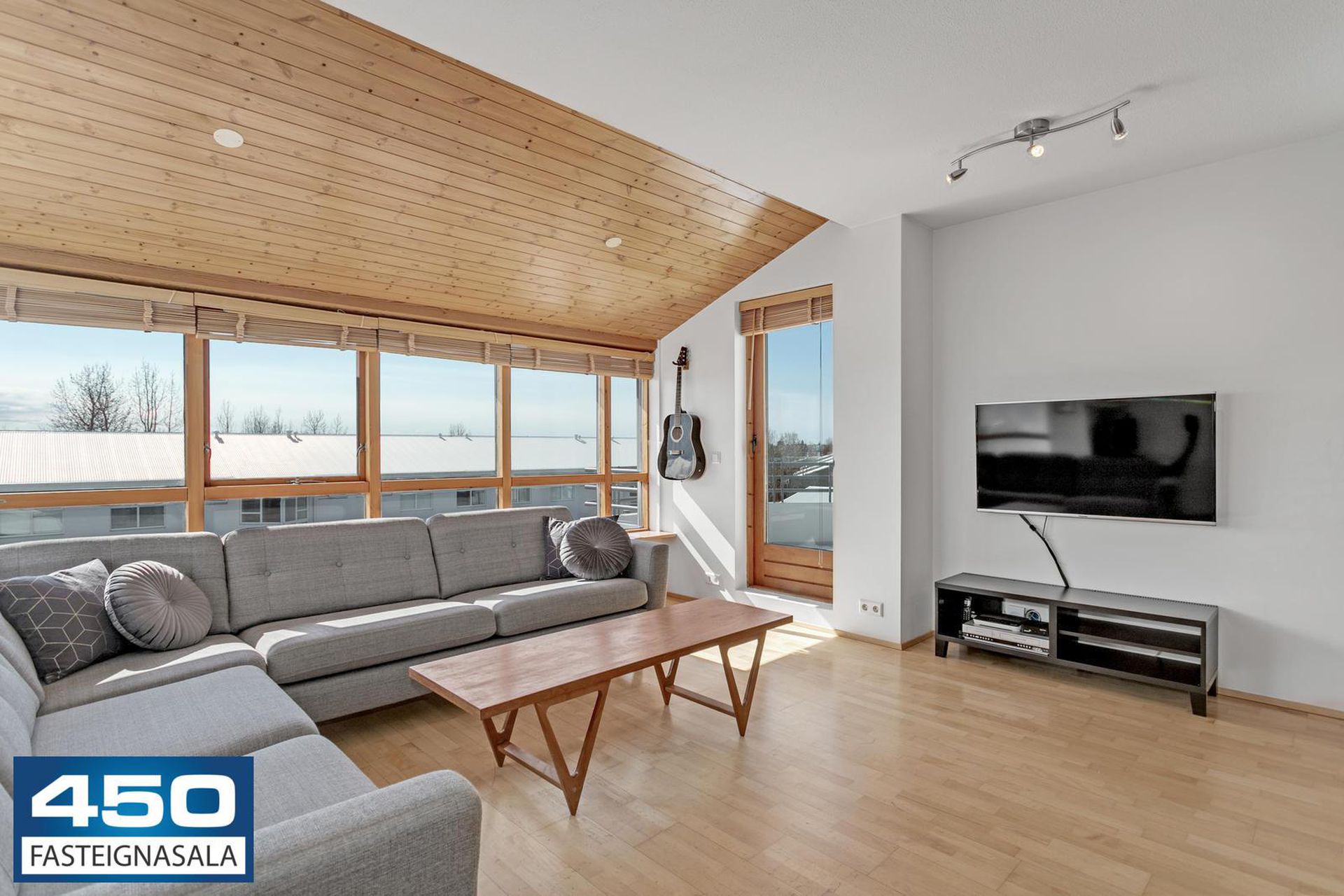 Sporhamrar 8, 112 Reykjavík