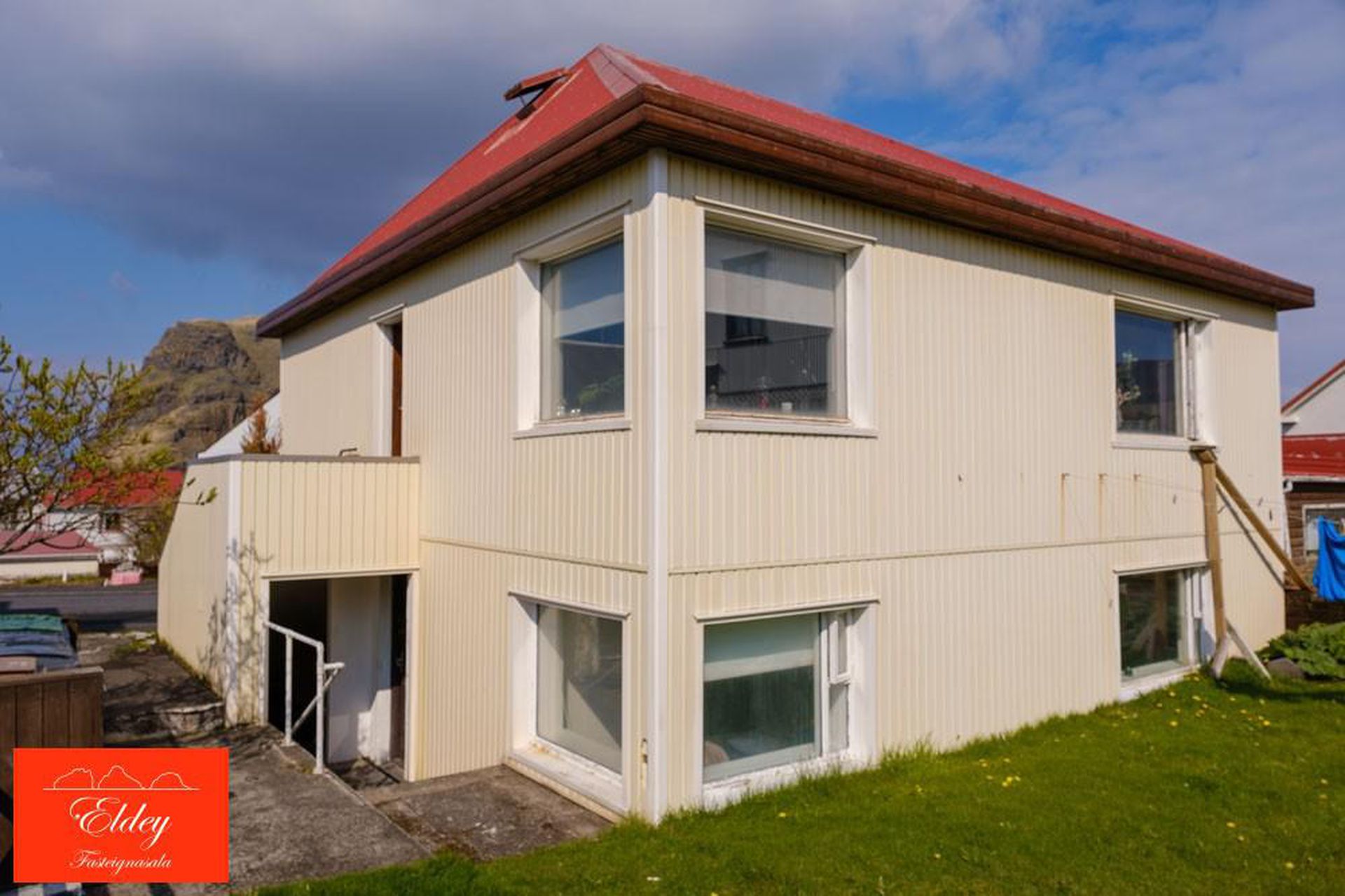 Faxastígur 9, 900 Vestmannaeyjabær