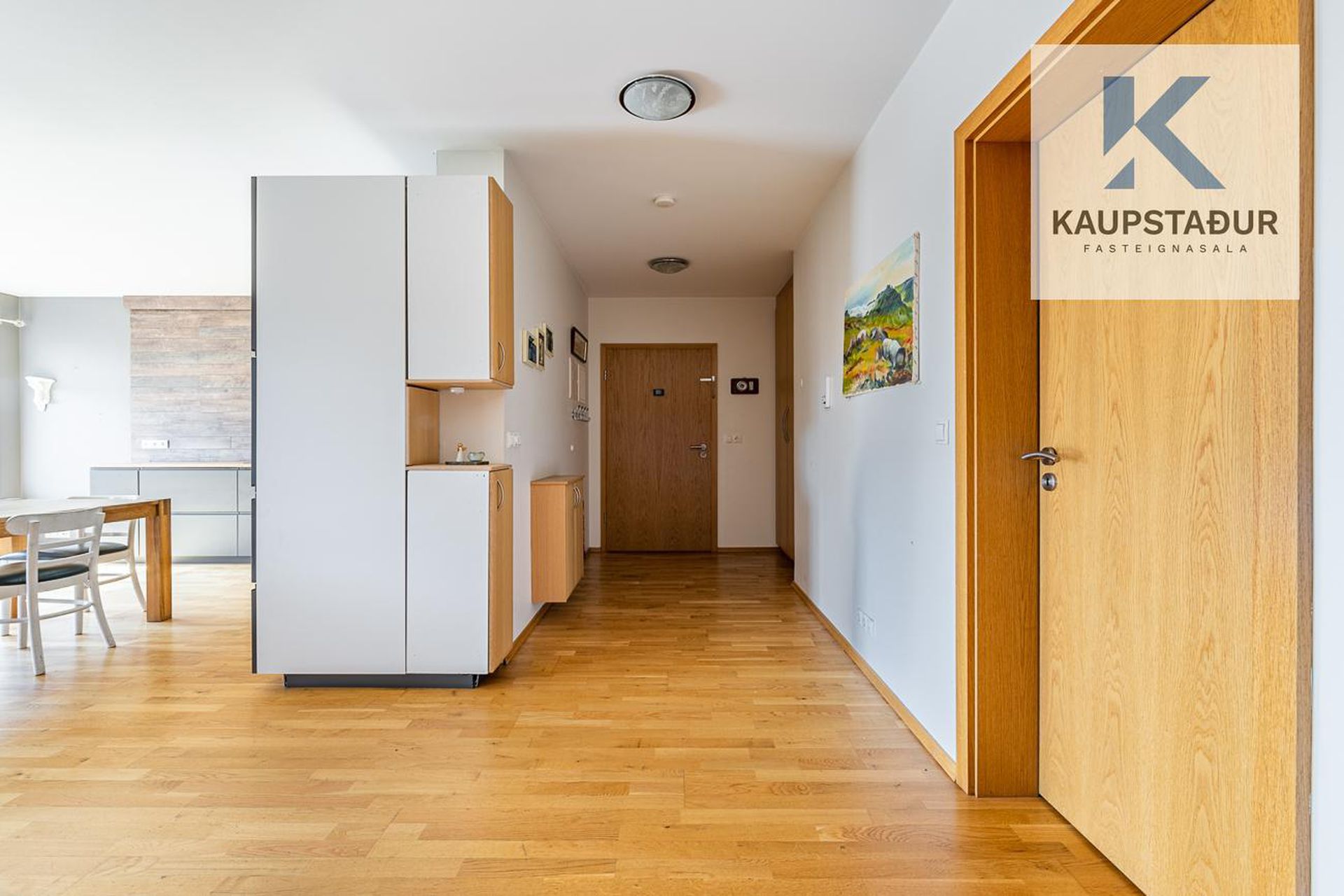 Tjarnabraut 14, 260 Reykjanesbær