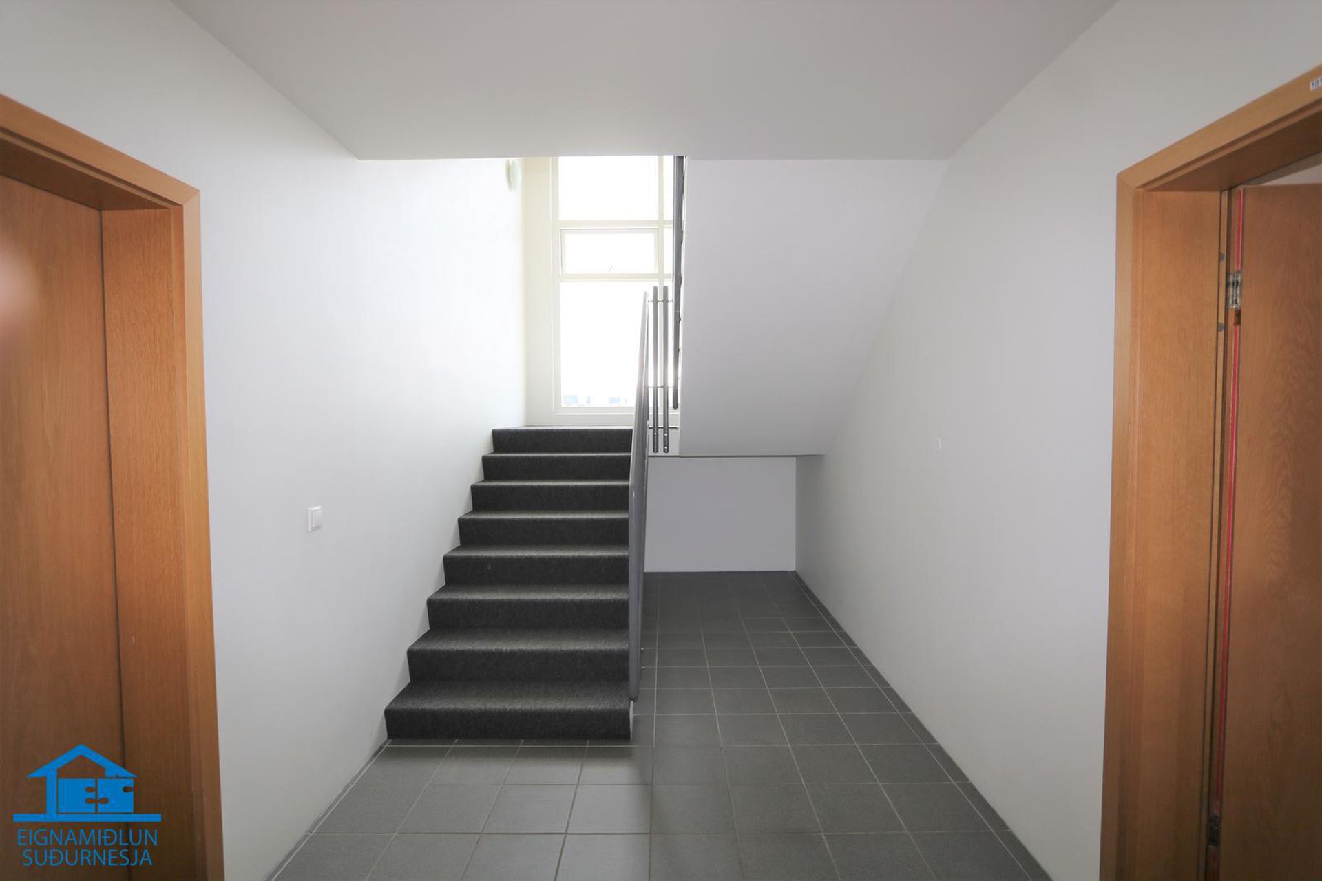 Tjarnabraut 14, 260 Reykjanesbær