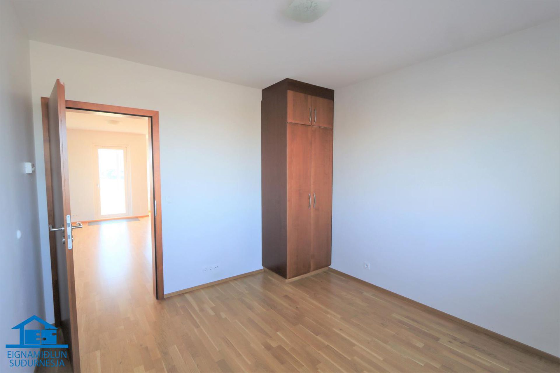 Tjarnabraut 14, 260 Reykjanesbær