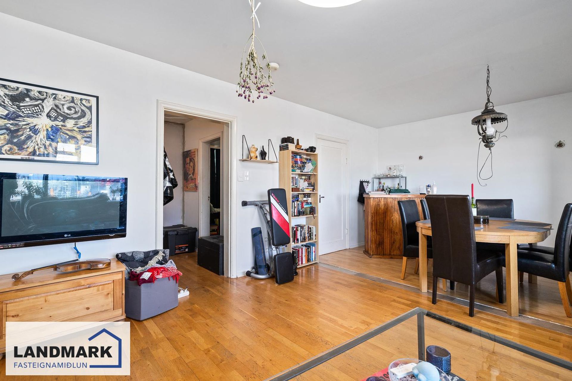 Langahlíð 23, 105 Reykjavík