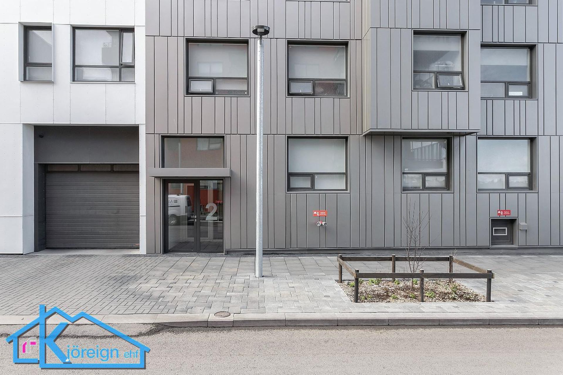 Smyrilshlíð 2, 102 Reykjavík