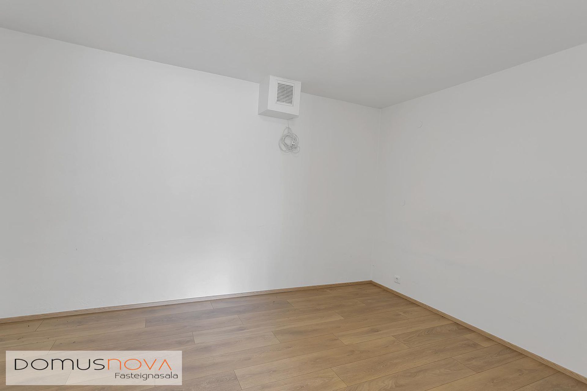 Búðagerði 8 - 0001, 108 Reykjavík