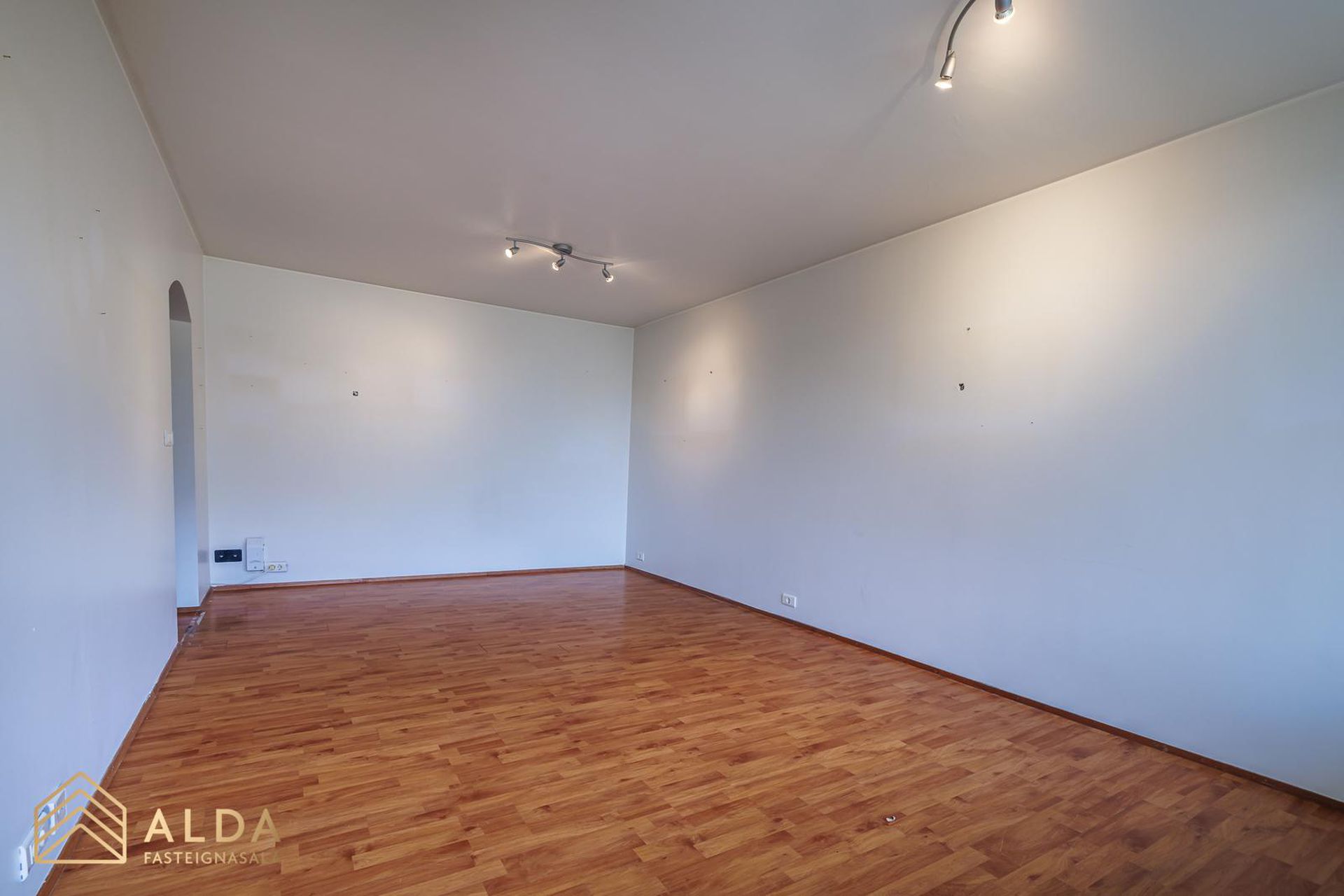 Hrafnhólar 4, 111 Reykjavík