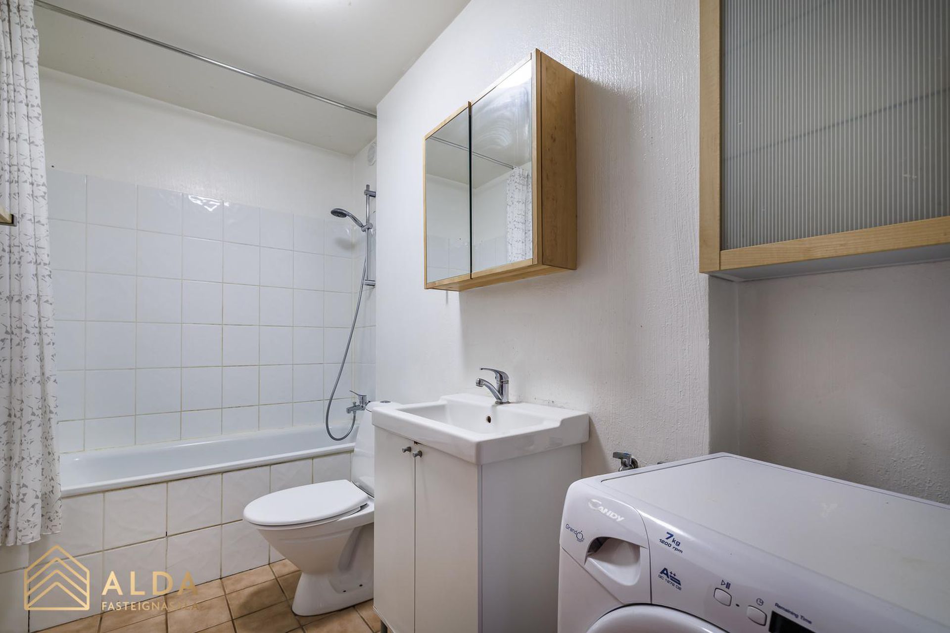 Hrafnhólar 4, 111 Reykjavík