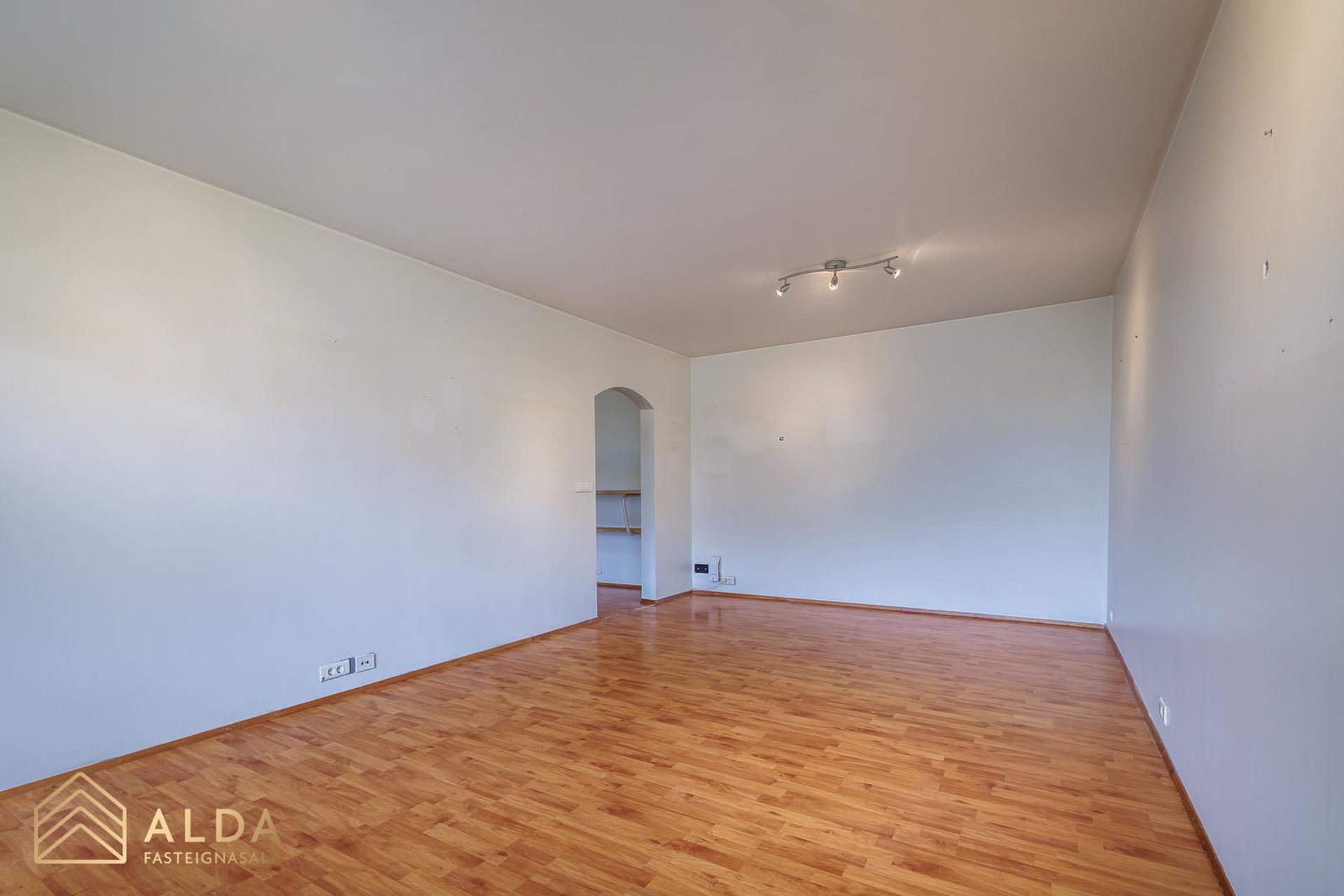 Hrafnhólar 4, 111 Reykjavík