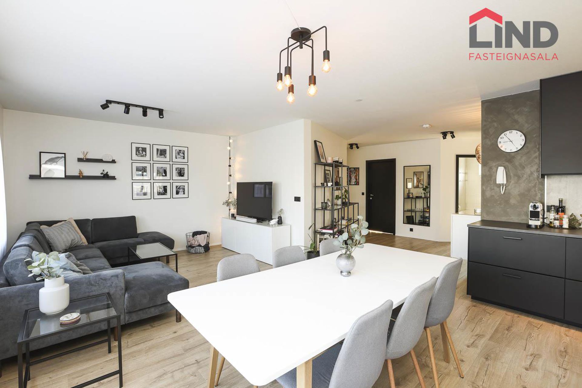 Kristnibraut 97, 113 Reykjavík