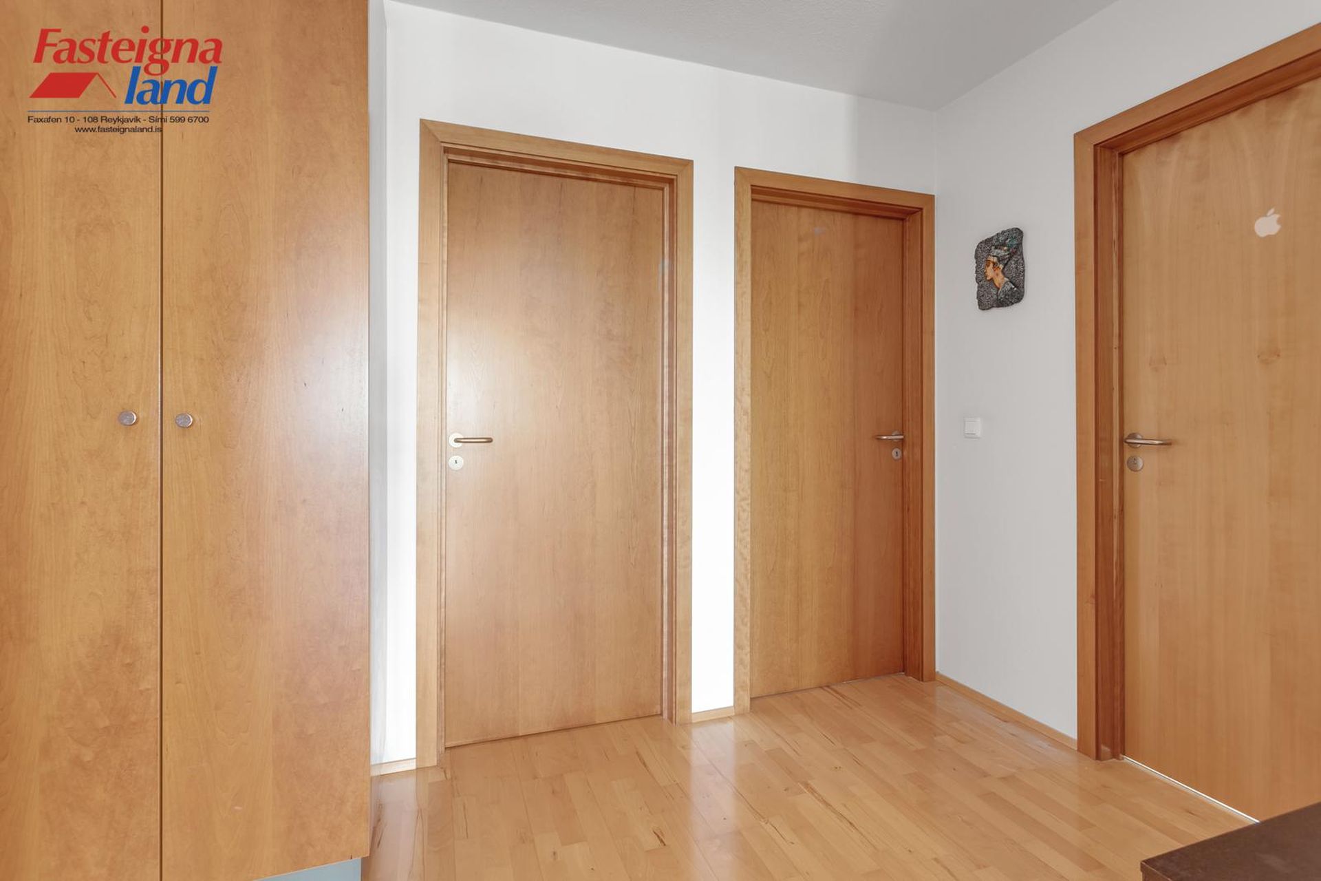 Eyrarholt 6, 220 Hafnarfjörður
