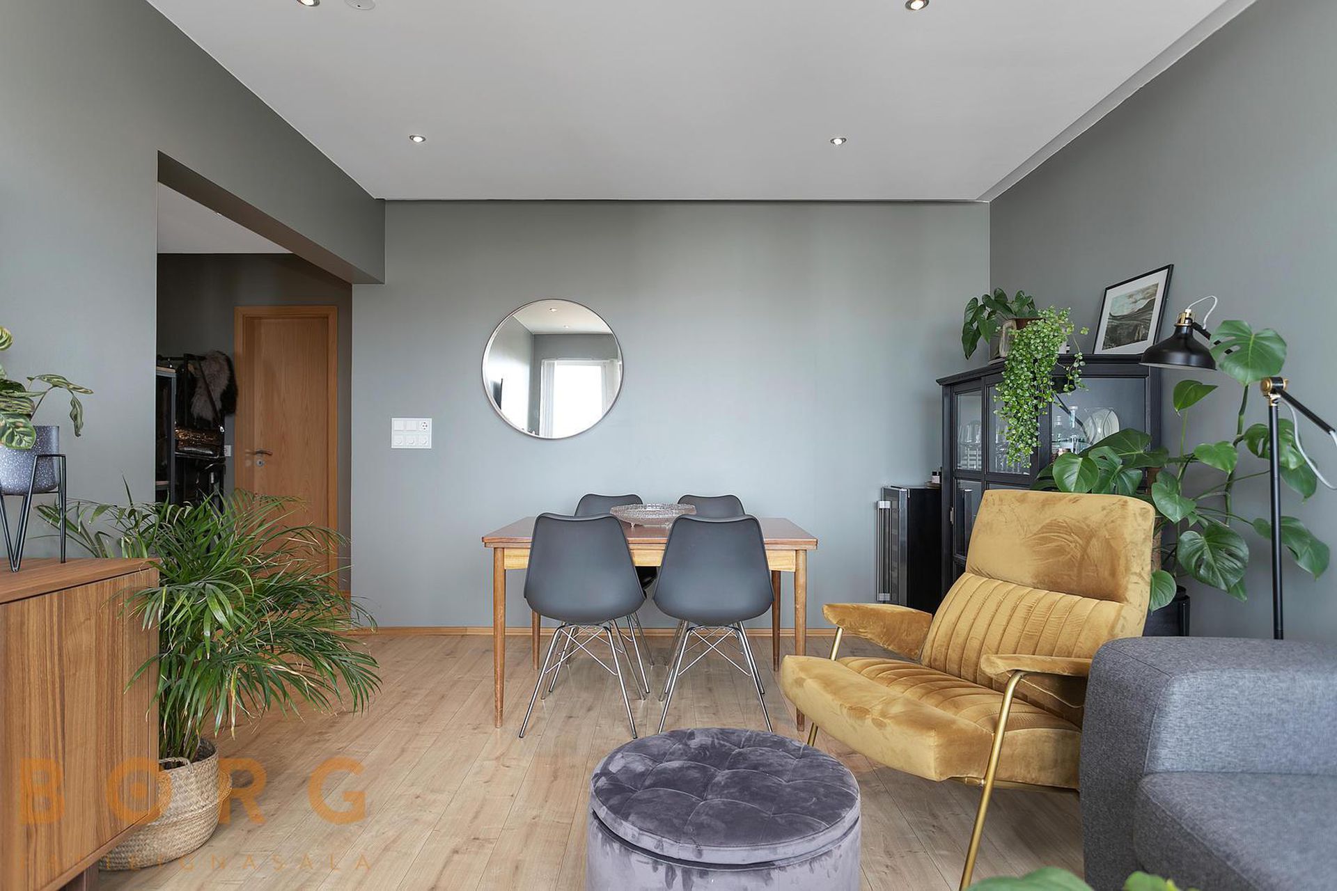 Gnoðarvogur 34, 104 Reykjavík
