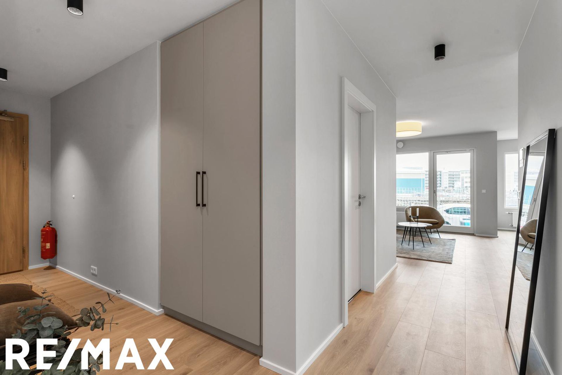 Hallgerðargata 1, 105 Reykjavík