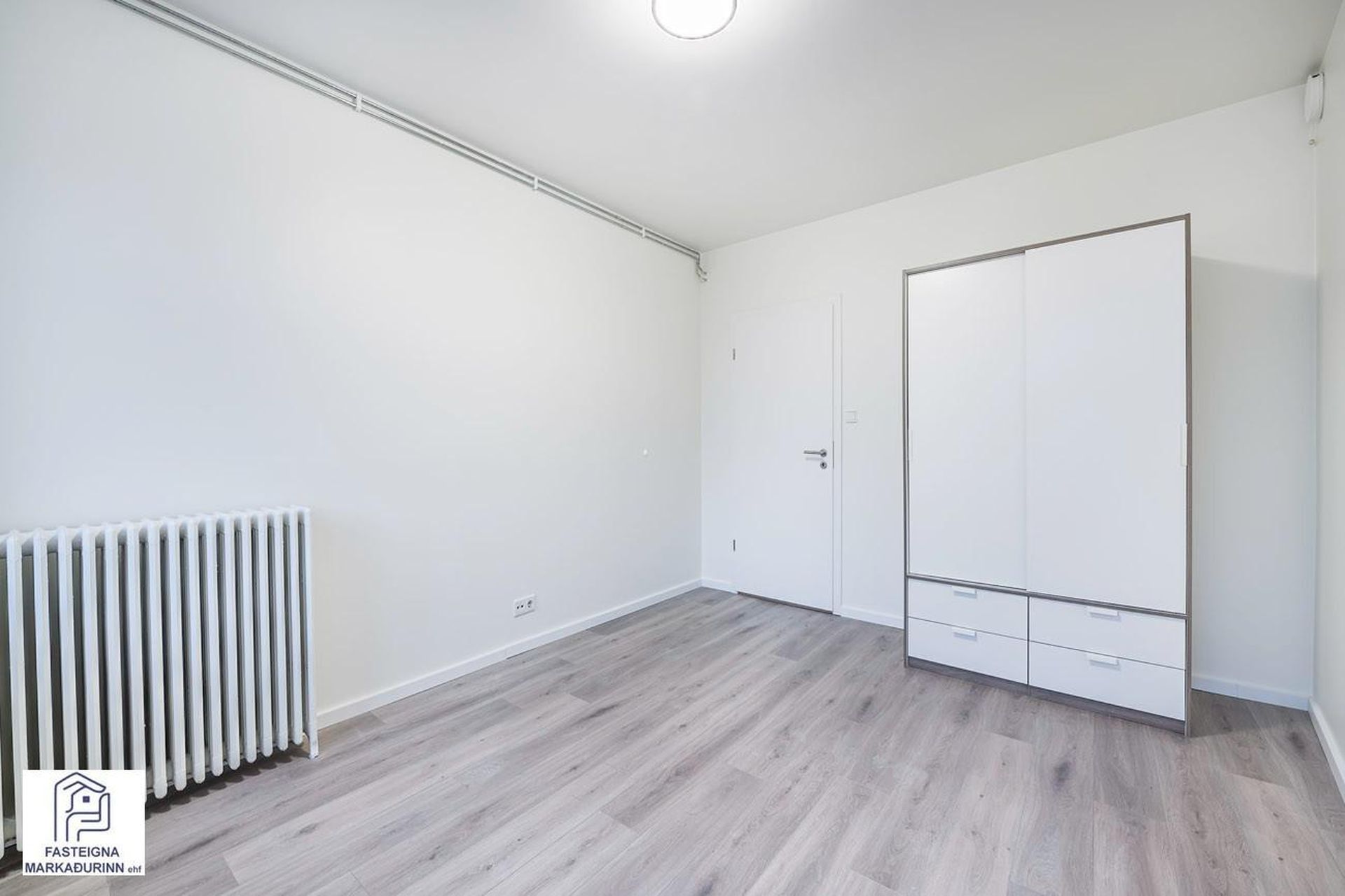 Bankastræti 6, 101 Reykjavík