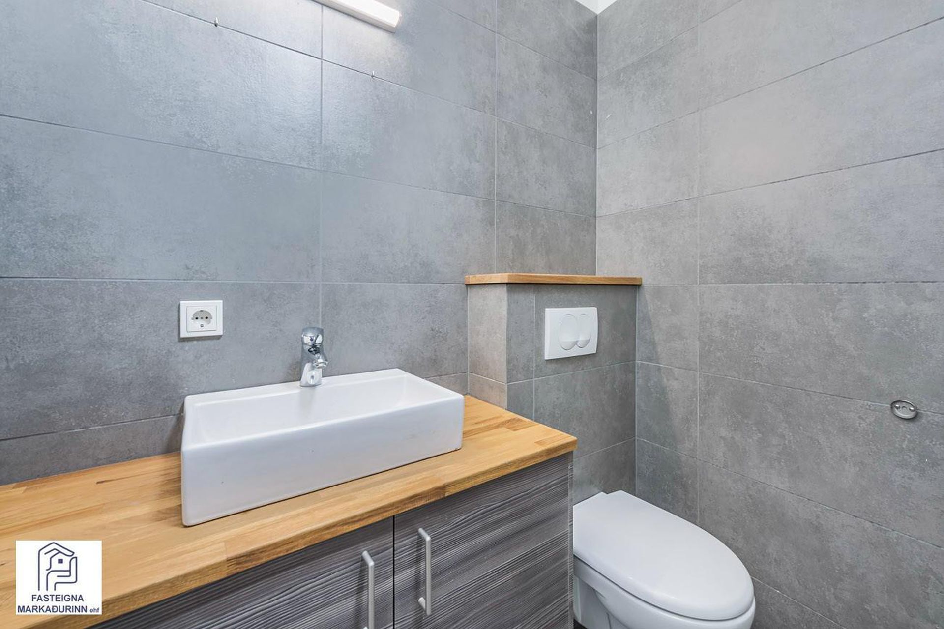 Bankastræti 6, 101 Reykjavík